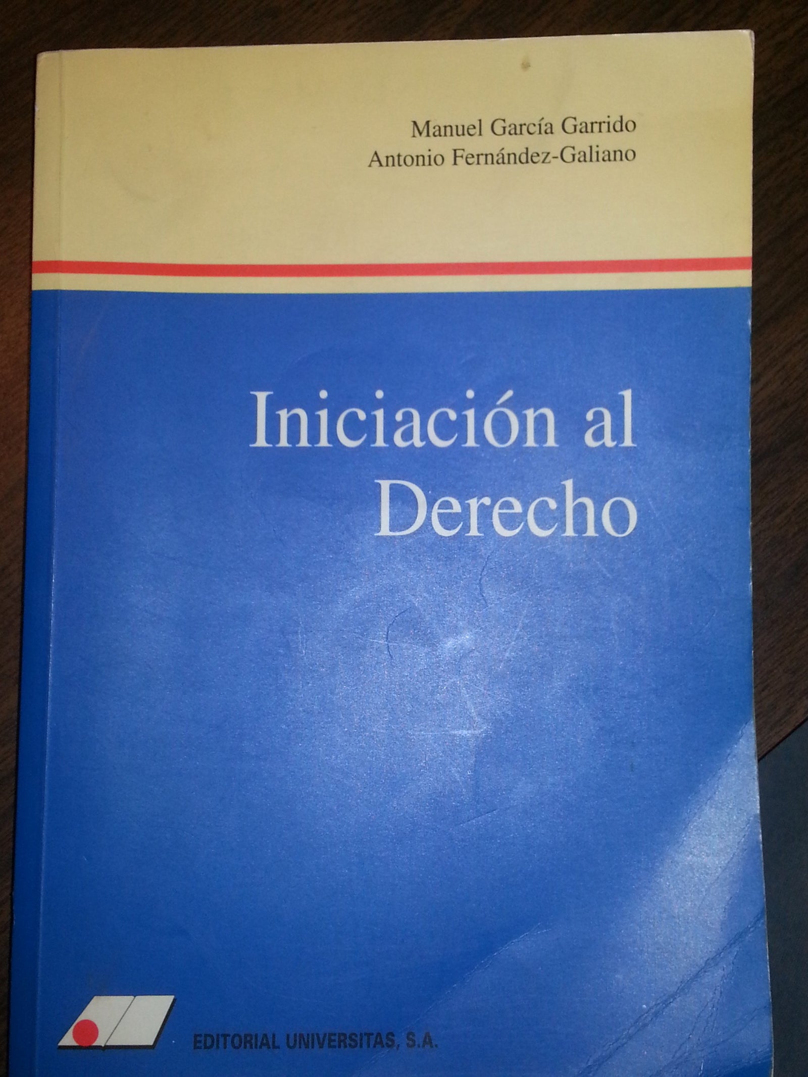 Iniciacion al derecho