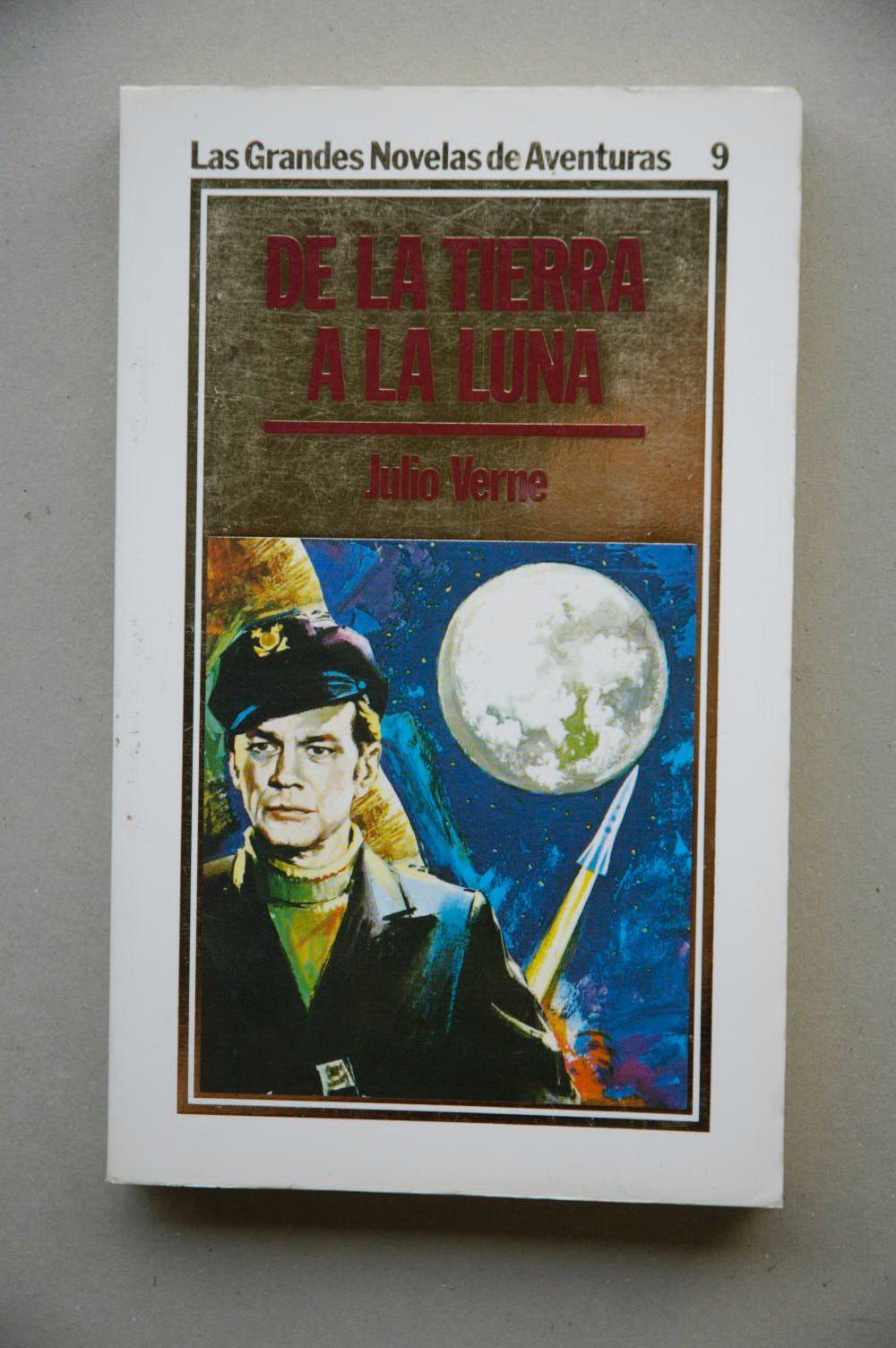 De la tierra a la Luna
