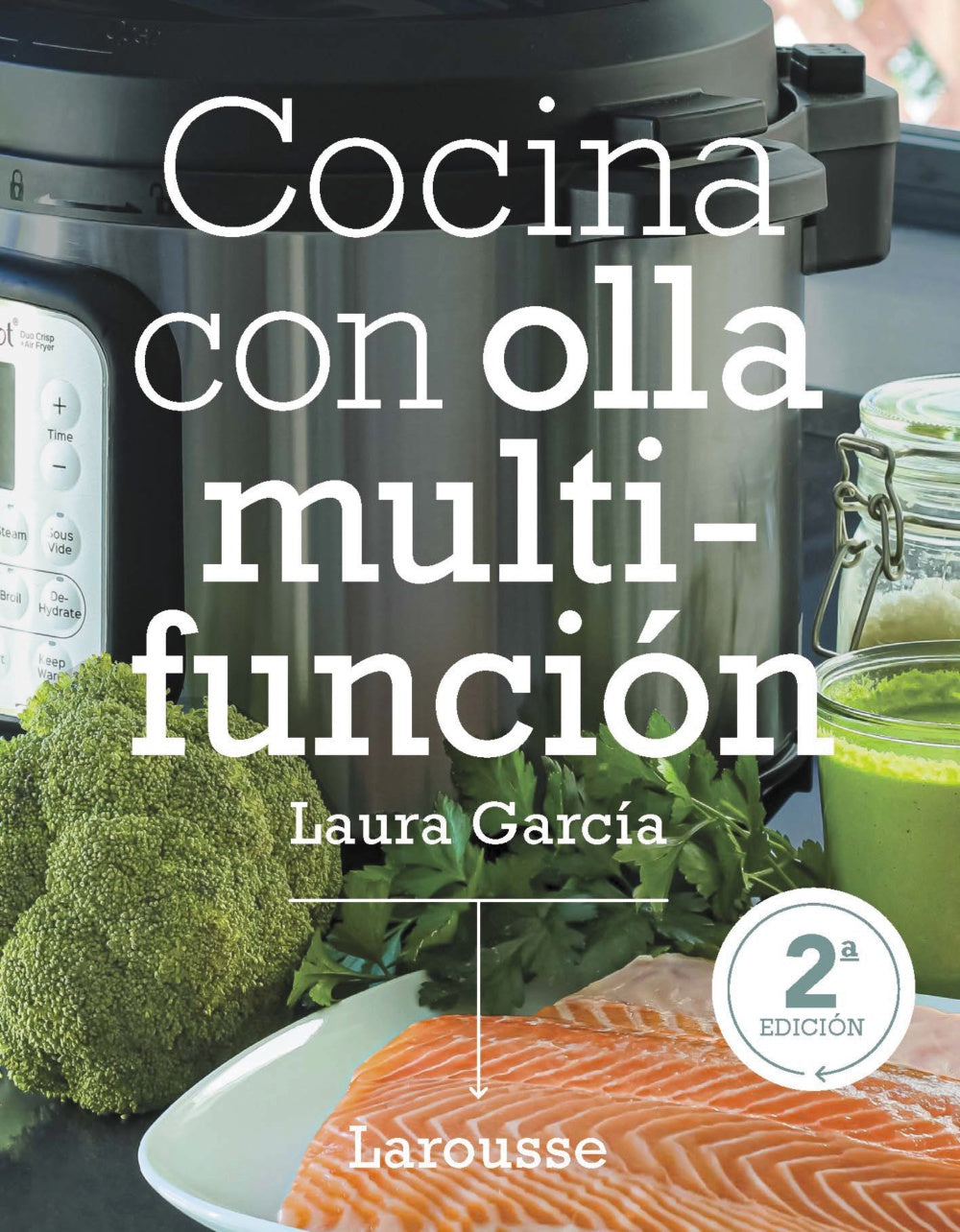 Cocina con olla multifunción