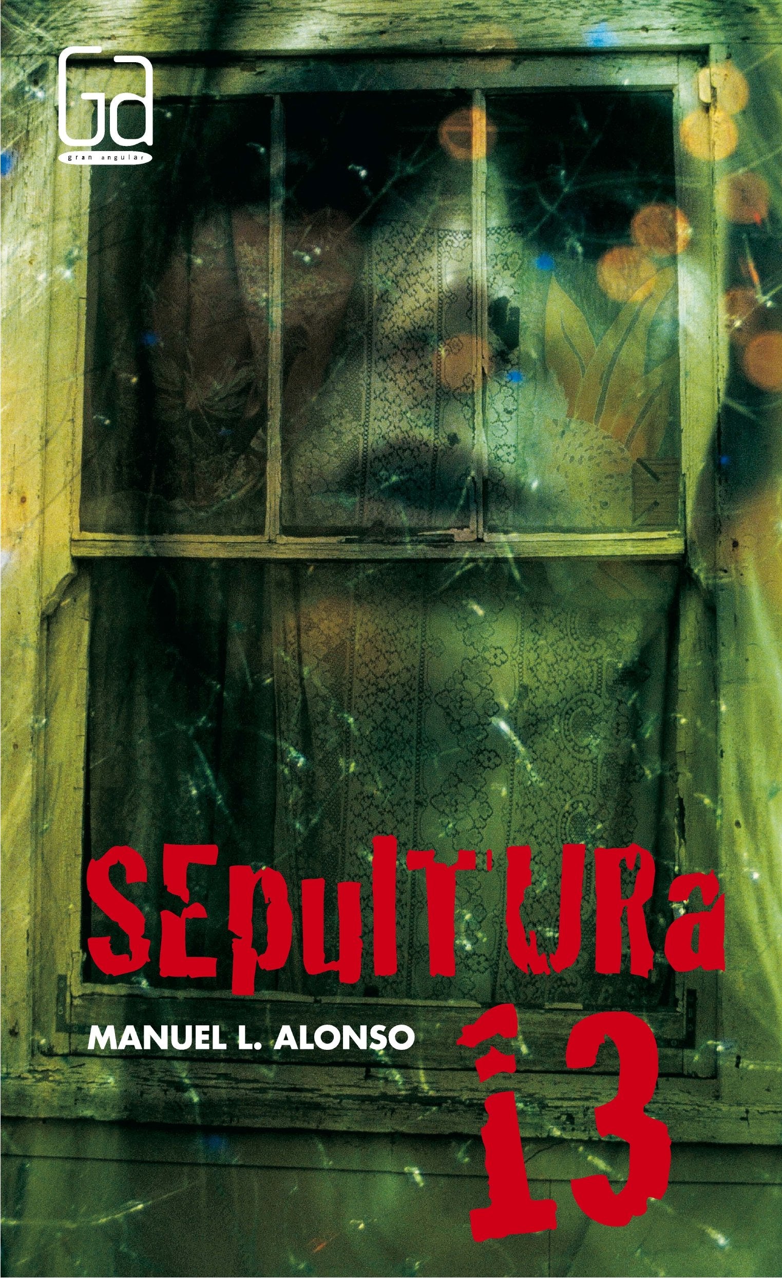 Sepultura 13 (Gran Angular)