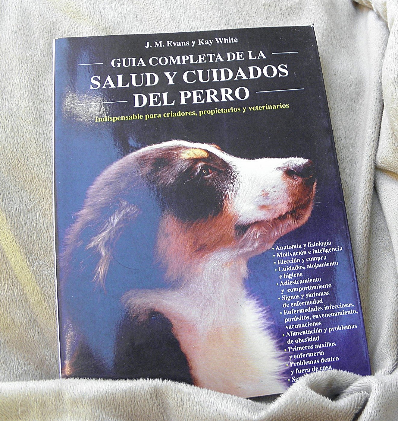 GUIA COMPLETA DE LA SALUD Y CUIDADOS DEL PERRO (SALUD,YOGA,RELAJACION)