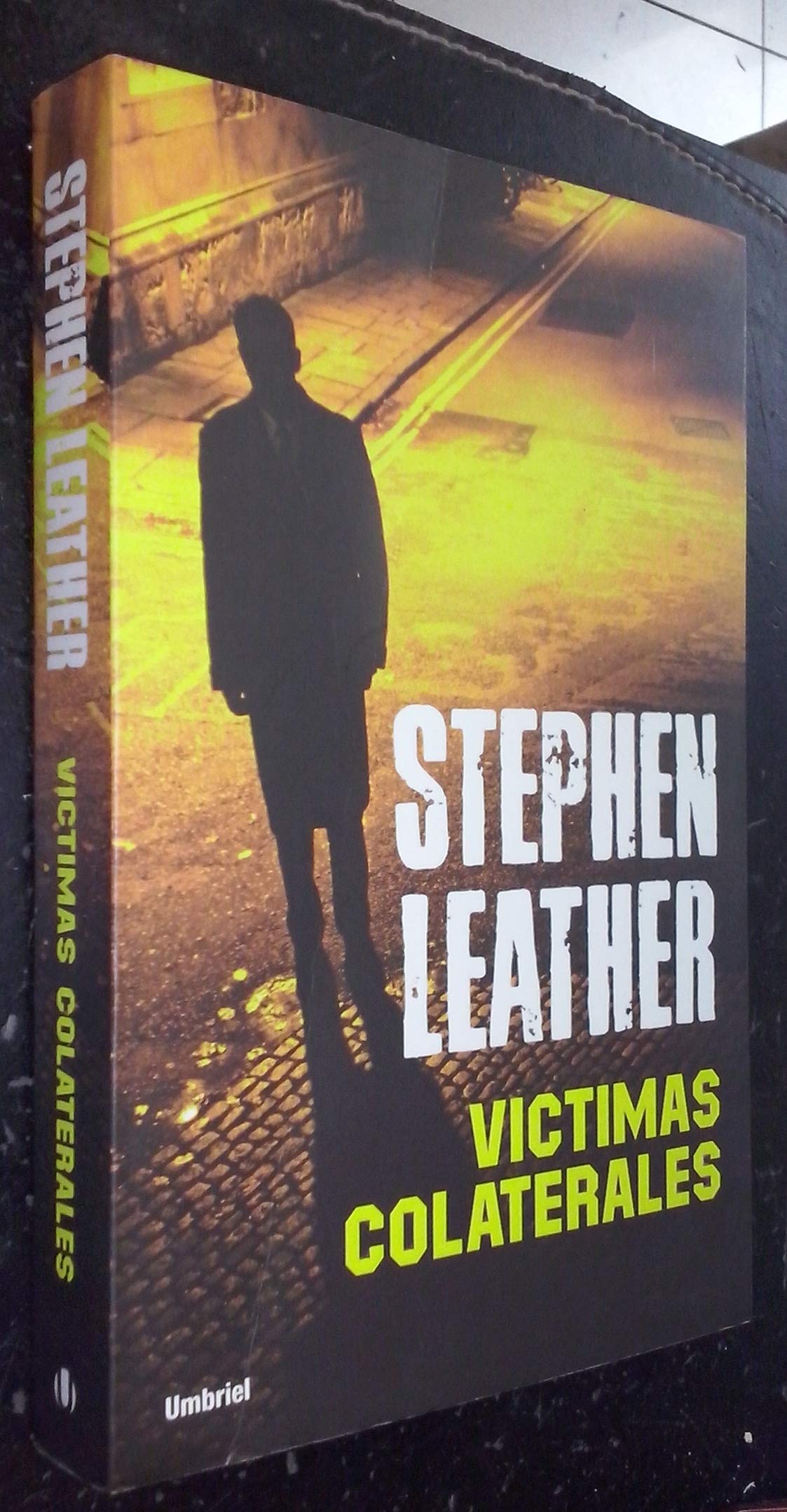 Víctimas colaterales (Umbriel thriller)