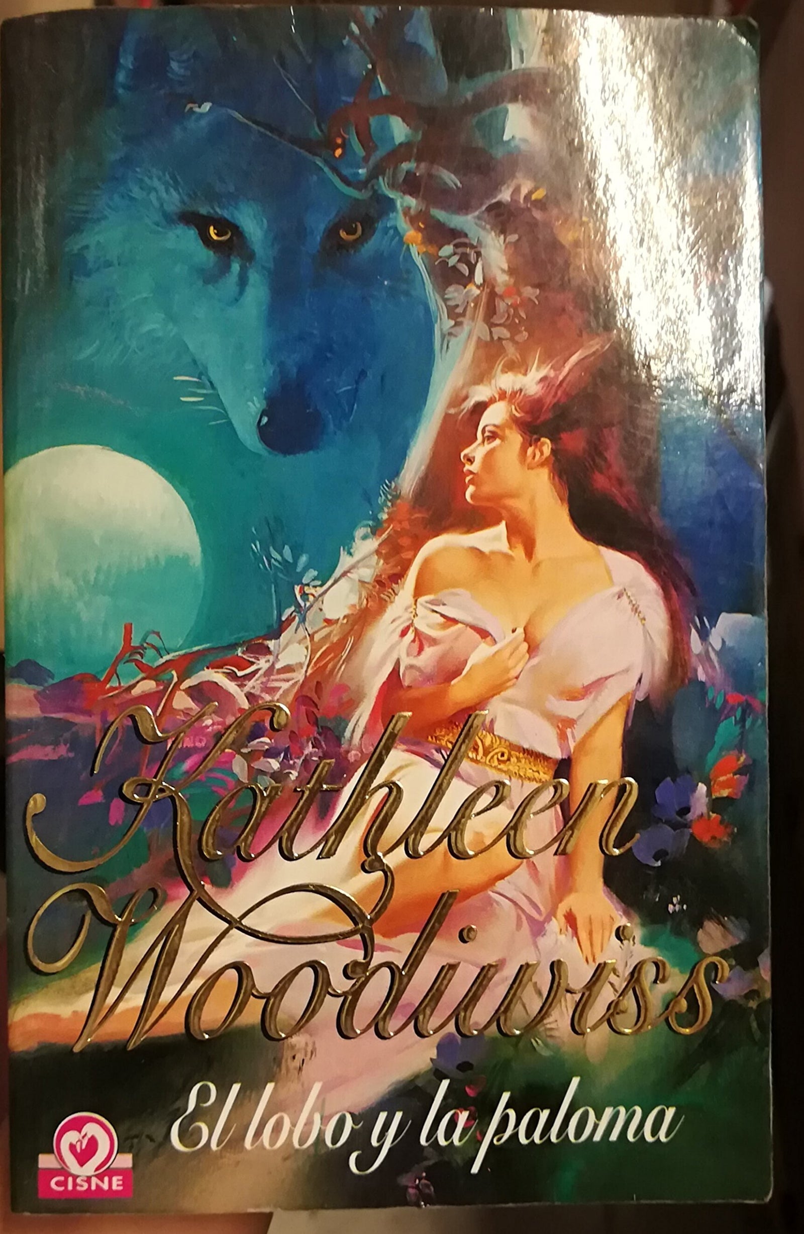 El Lobo Y La Paloma / The Wolf and the Dove
