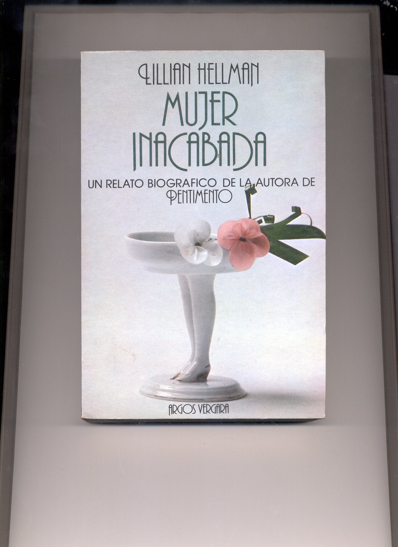MUJER INACABADA
