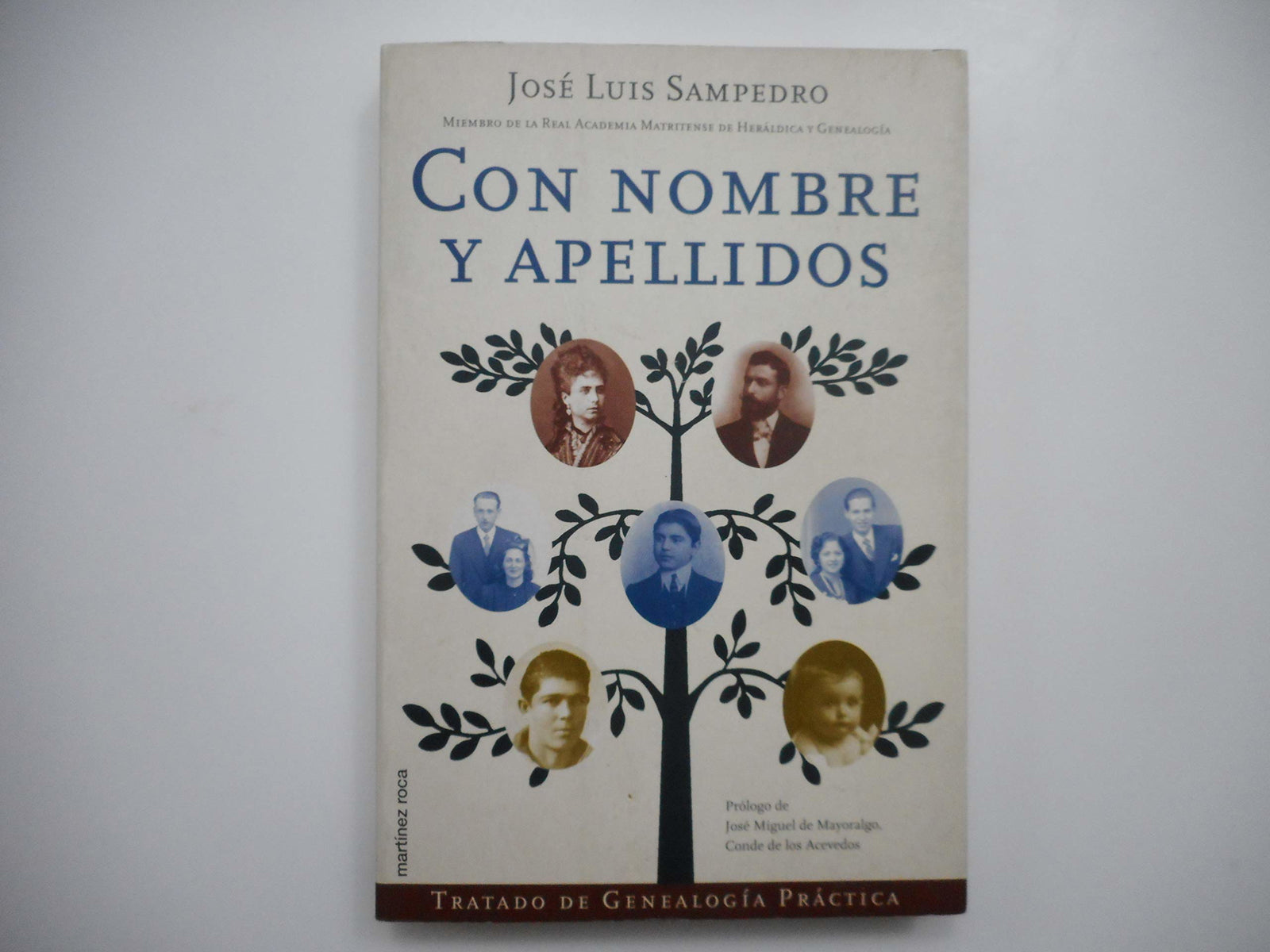 Con nombre y apellidos