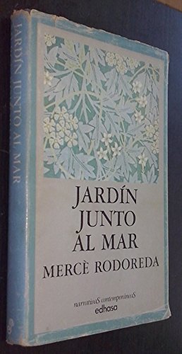 Jardin junto al mar