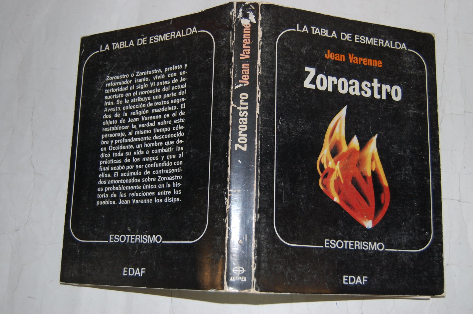 Zoroastro : el profeta del avesta