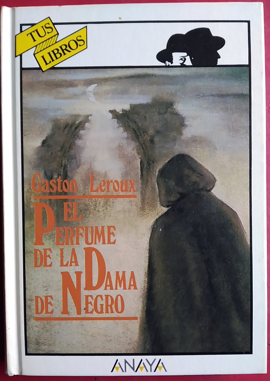 El perfume de la dama de negro/ The perfume of the black lady