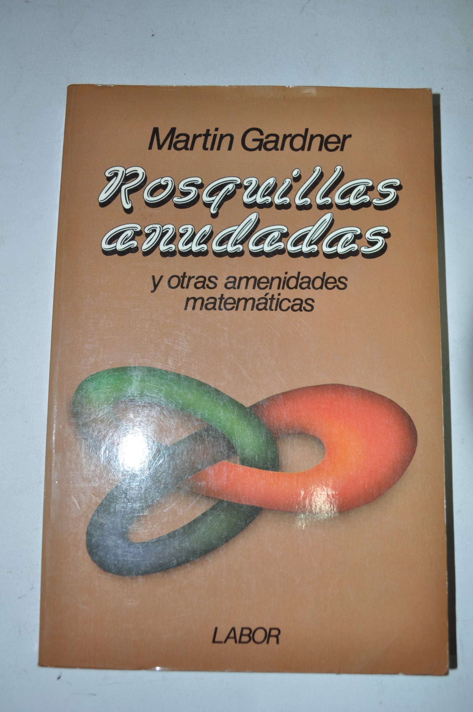 Rosquillas anudadas y otras amenidades matematicas