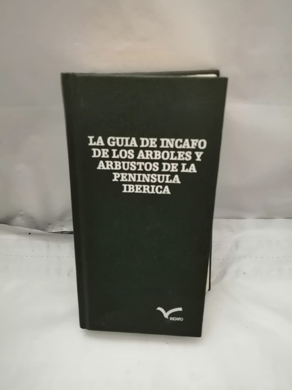 Guia de incafo de arboles yarbustos de la peninsula iberica