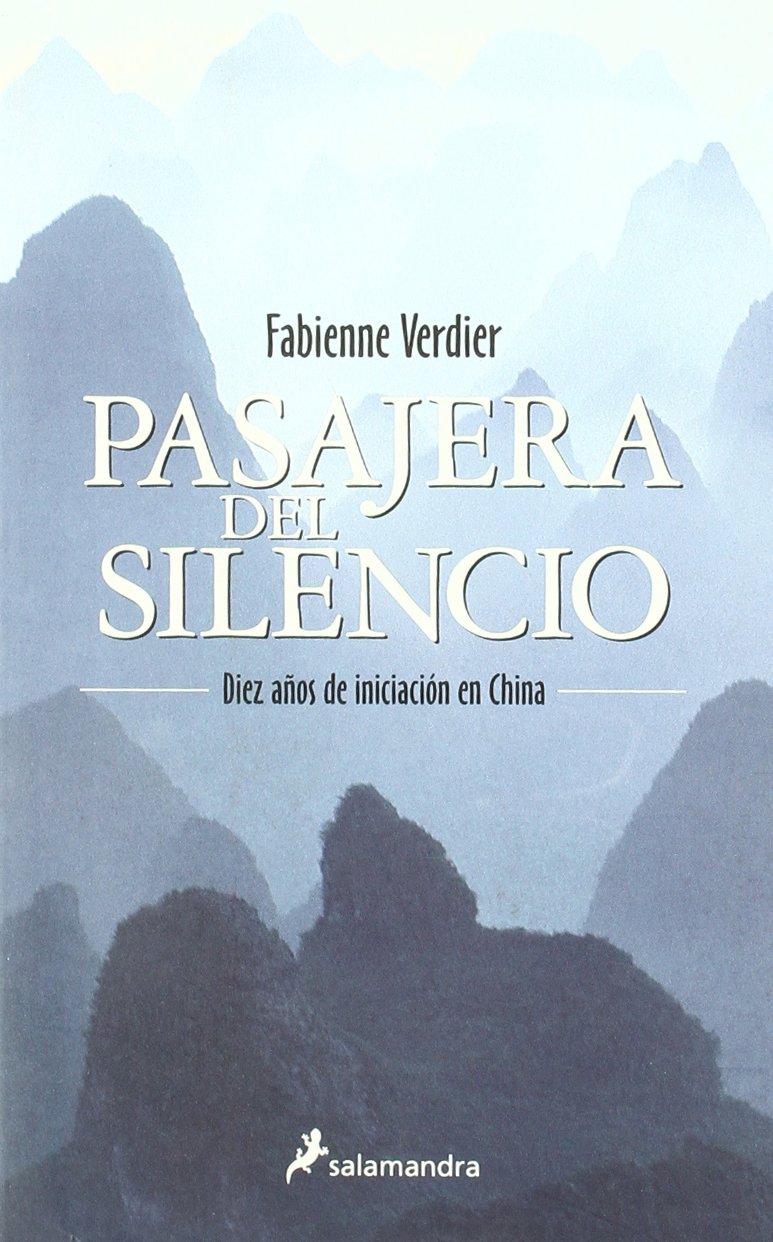 Pasajera del silencio (Ensayo y Pensamiento)