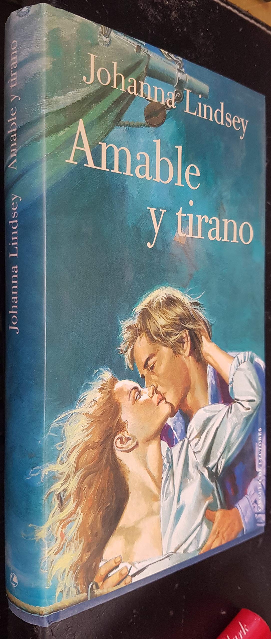 Amable y tirano