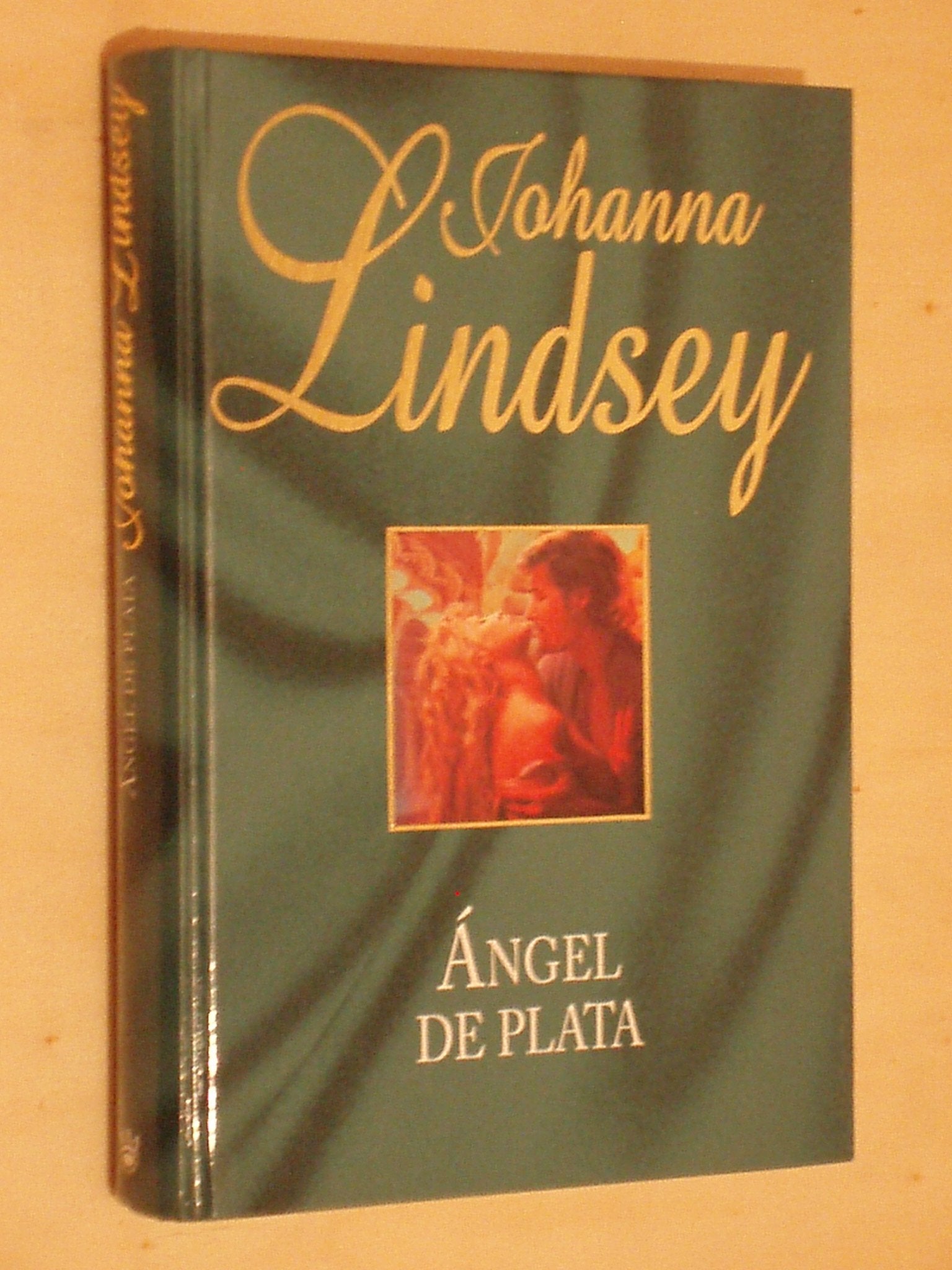 Ángel de plata