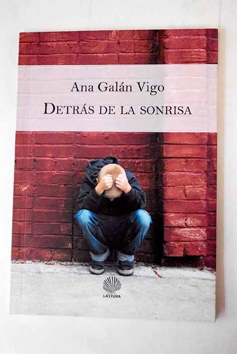 Detrás de la sonrisa (Alcalima)