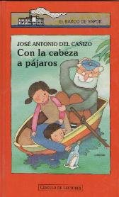 CON LA CABEZA A PÁJAROS