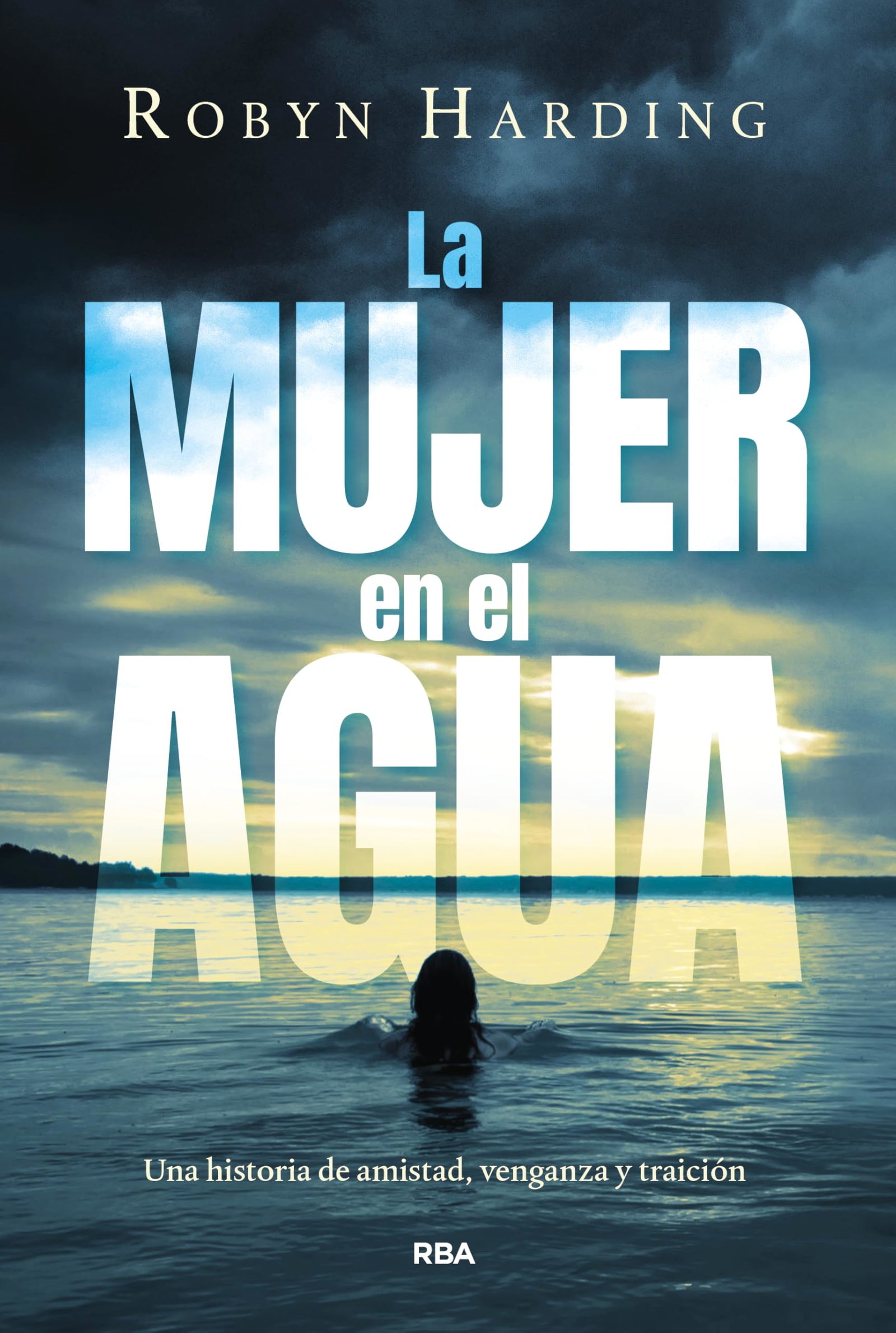 La mujer en el agua (Serie Negra)