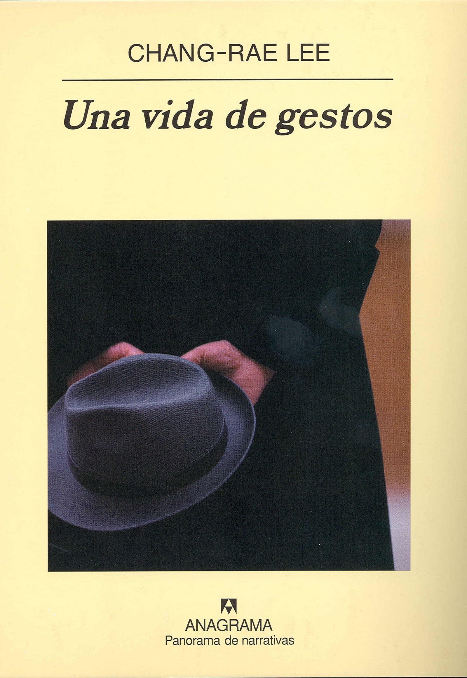 Una vida de gestos: 562 (Panorama de narrativas)