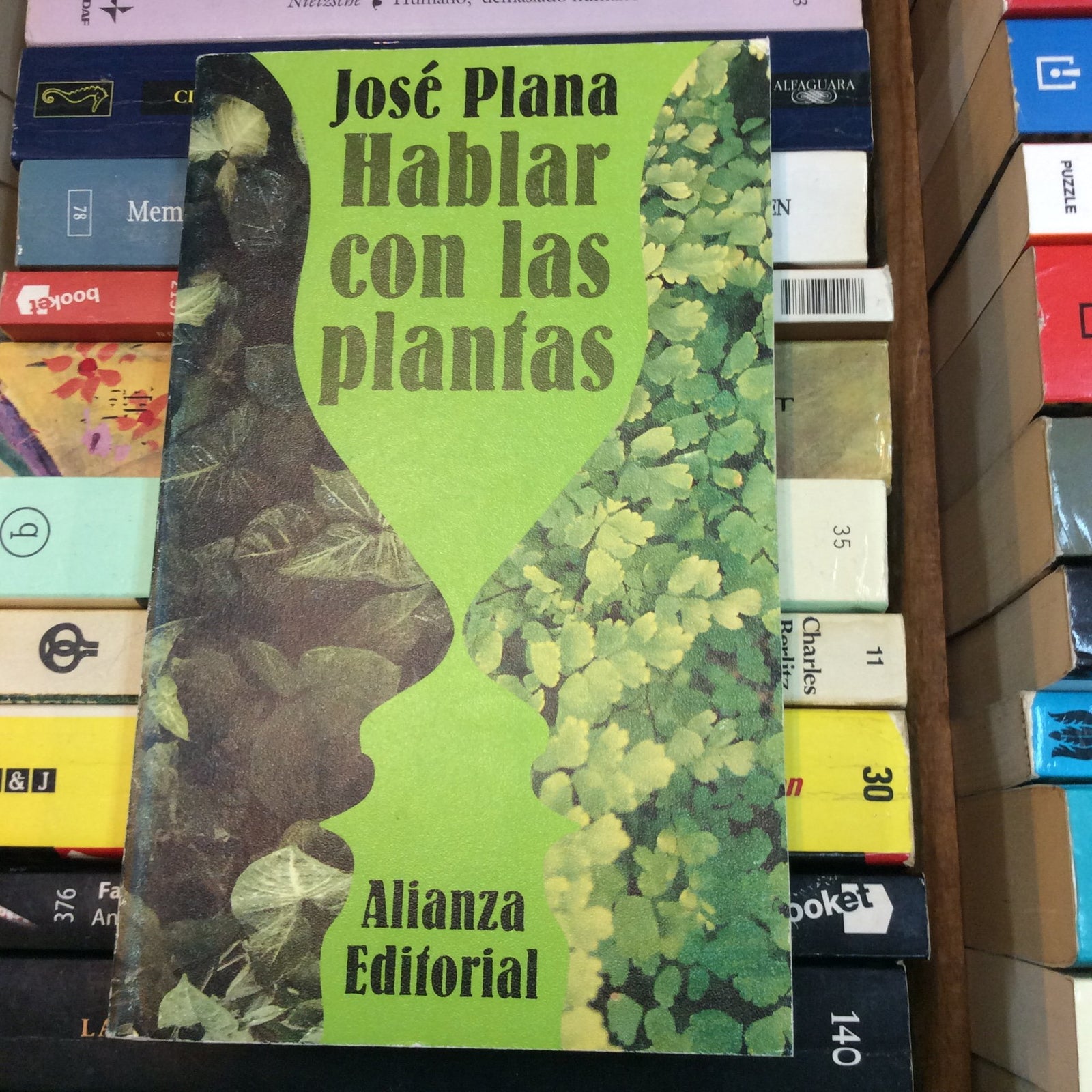 Hablar con las plantas/ Talking with Plants: Las 75 Plantas De Interior Fundamentales