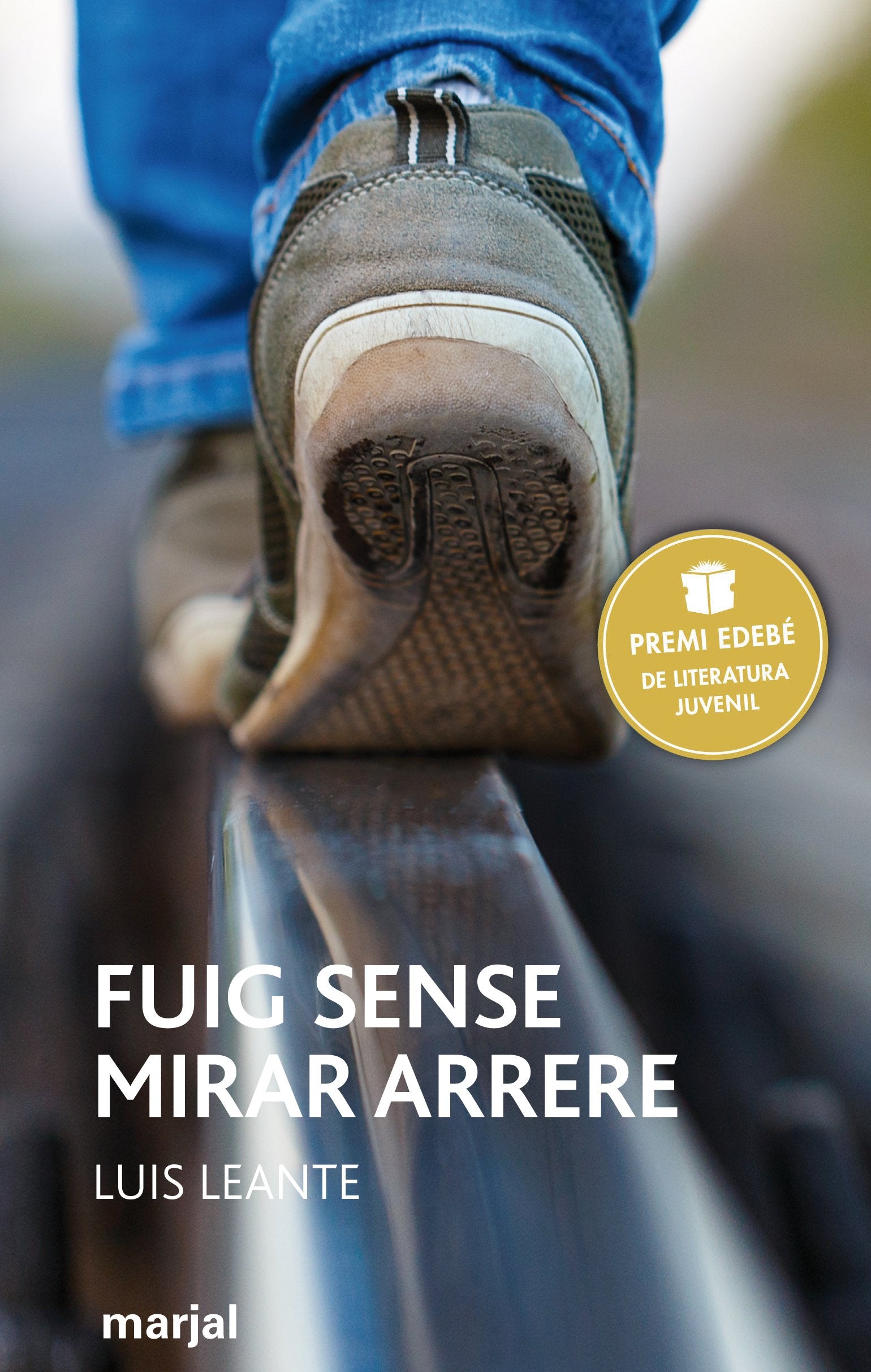 Fuig sense mirar arrere: 3 (PERISCOPI)