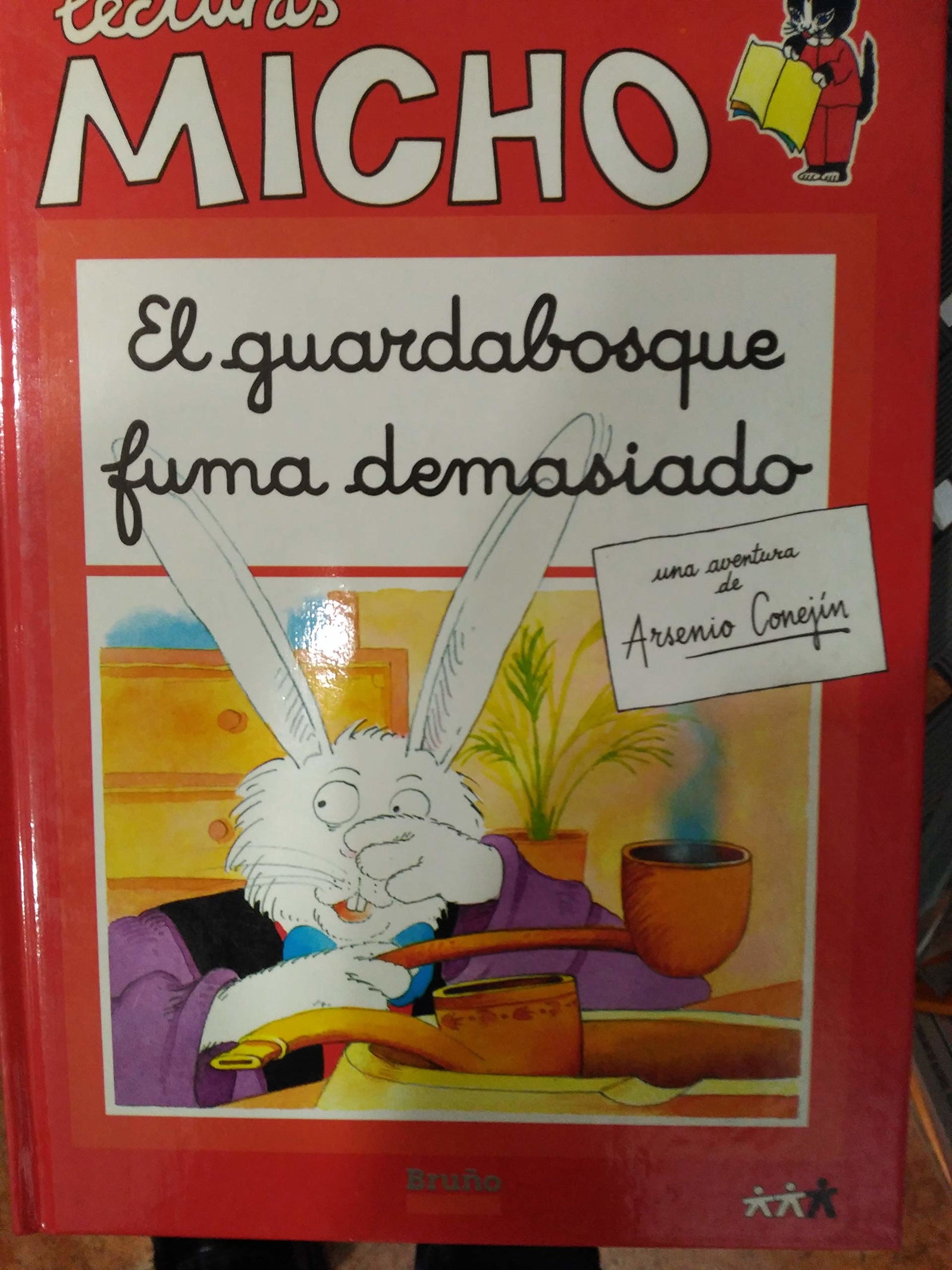 Guardabosques fuma demasiado, el