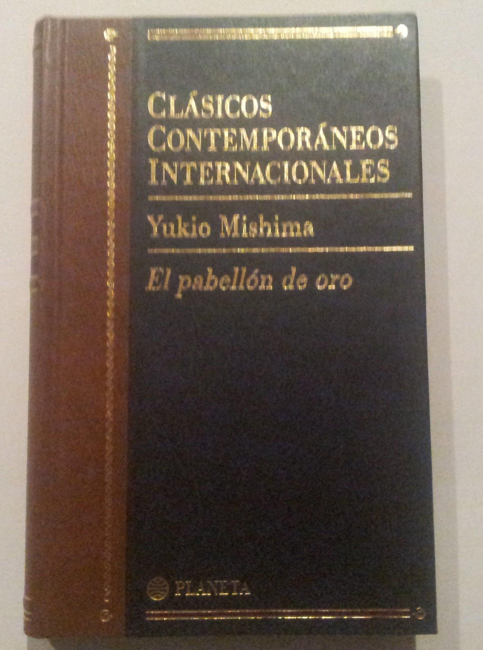 El pabellon de oro (clasicos contemporaneos internacionales; vol.7)