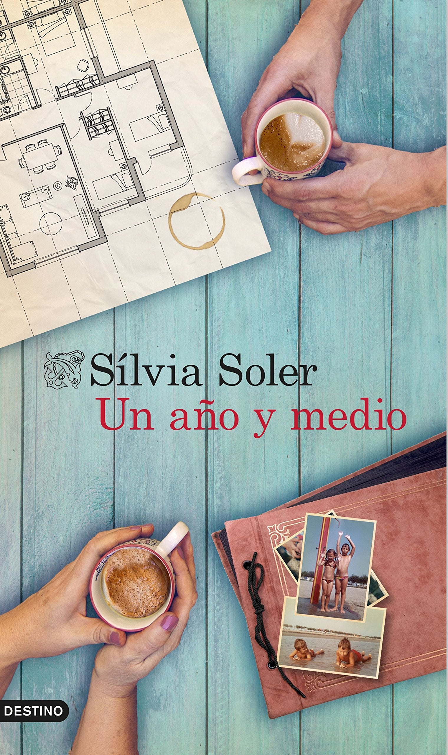 Un año y medio (Áncora & Delfín)