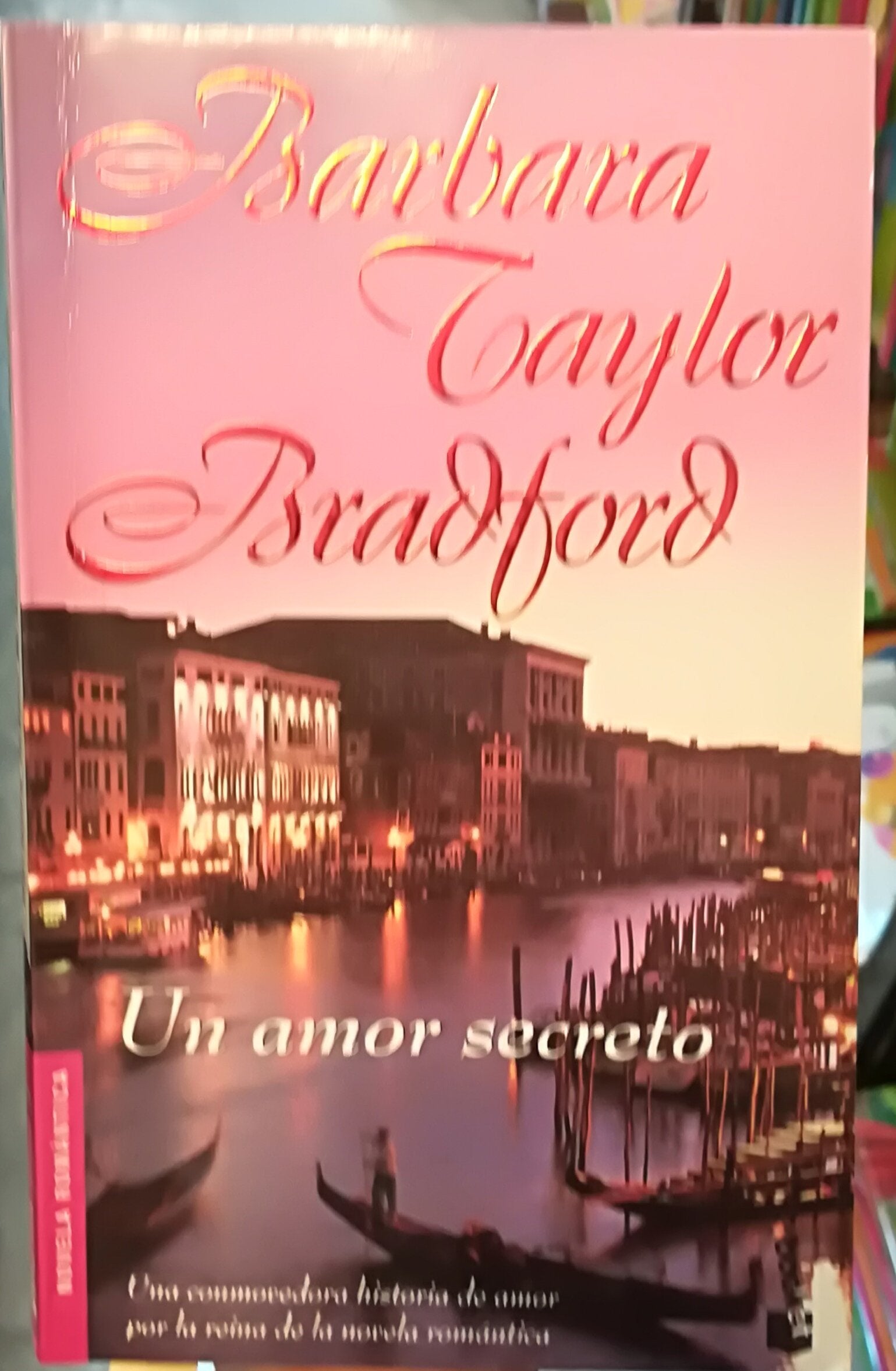Un Amor Secreto / A Secret Affair