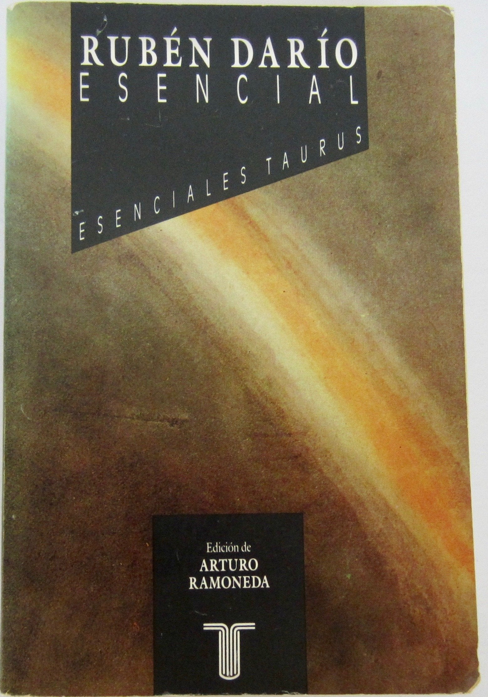 RUBEN DARIO ESENCIAL 3 (Esenciales Taurus)