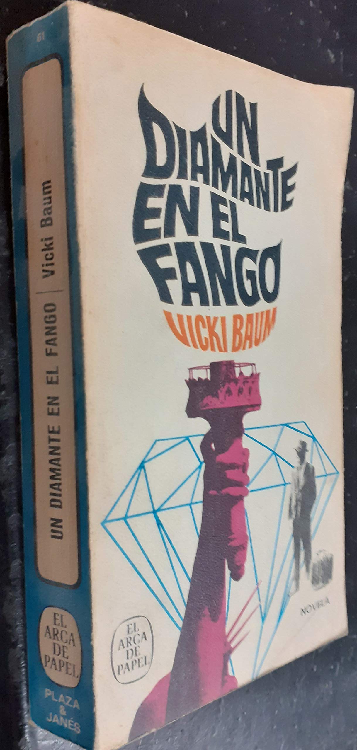 UN DIAMANTE EN EL FANGO