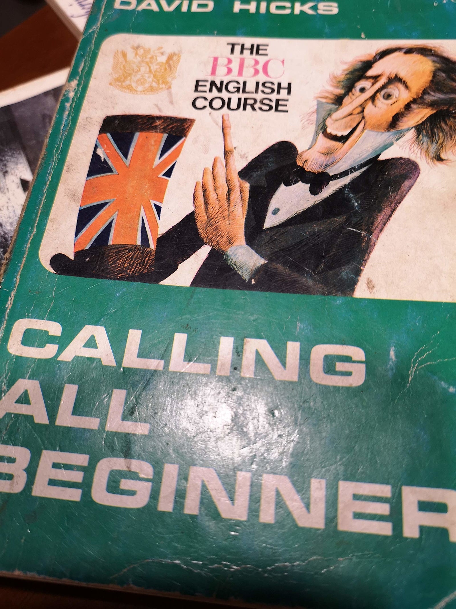 Calling All Beginners ( Bbc English Course )texto