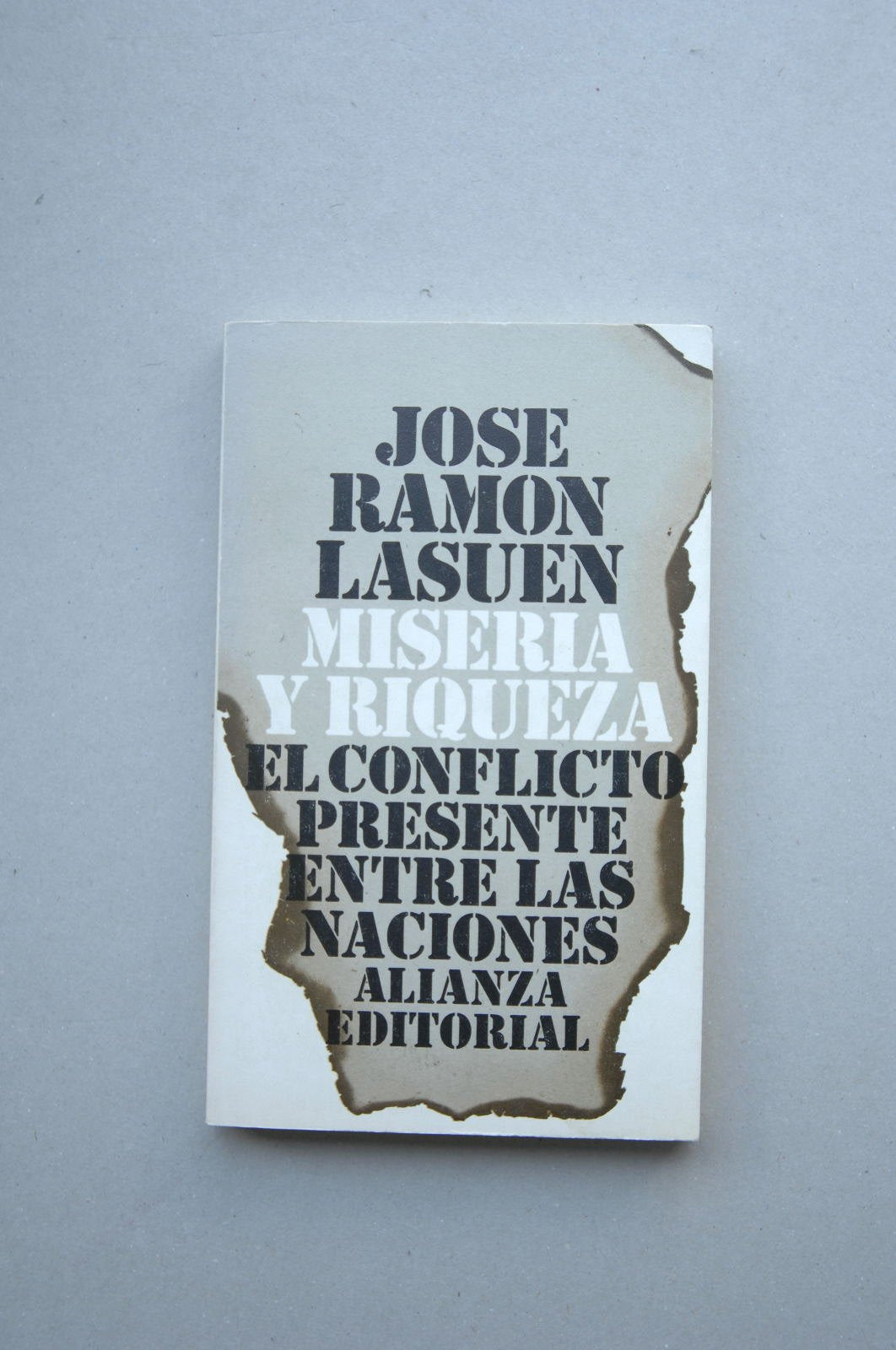 MISERIA Y RIQUEZA