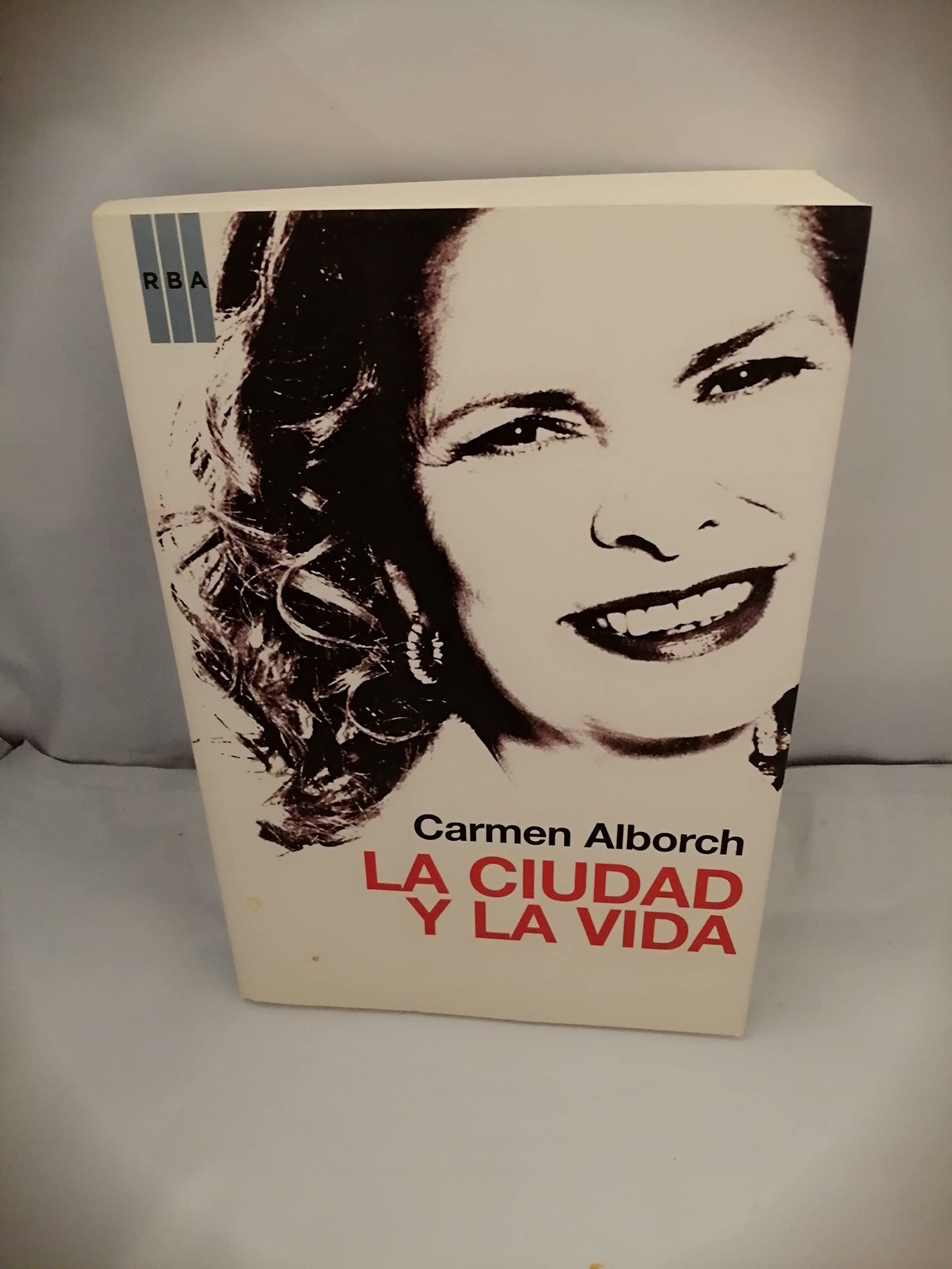 La ciudad y la vida: 233 (OTROS NO FICCIÓN)