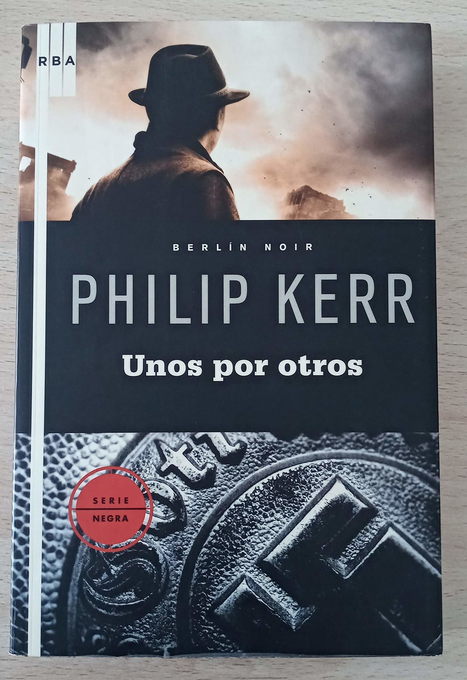 Unos por otros