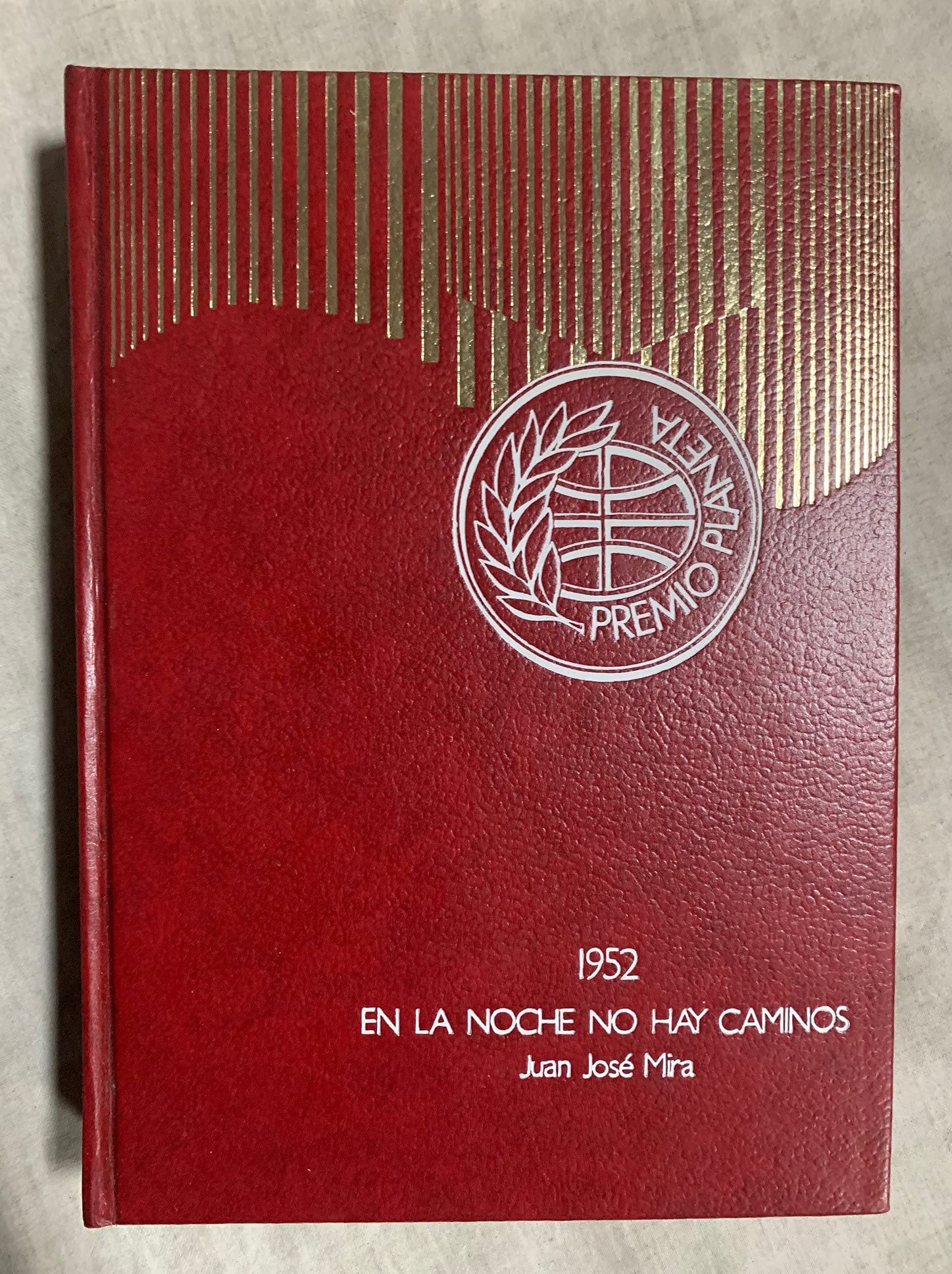 En la noche no hay caminos
