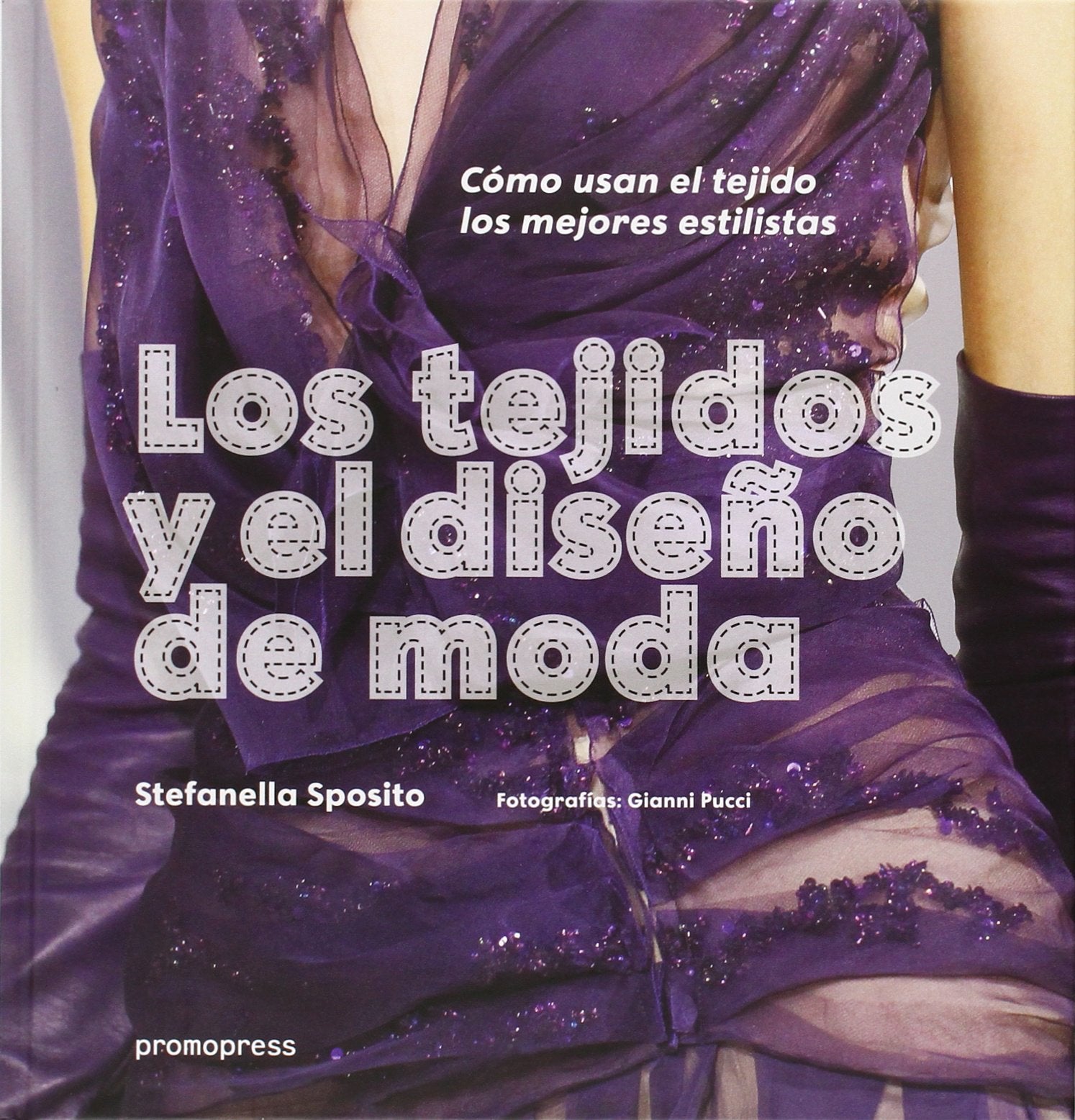 Los Tejidos Y El Diseño De Moda
