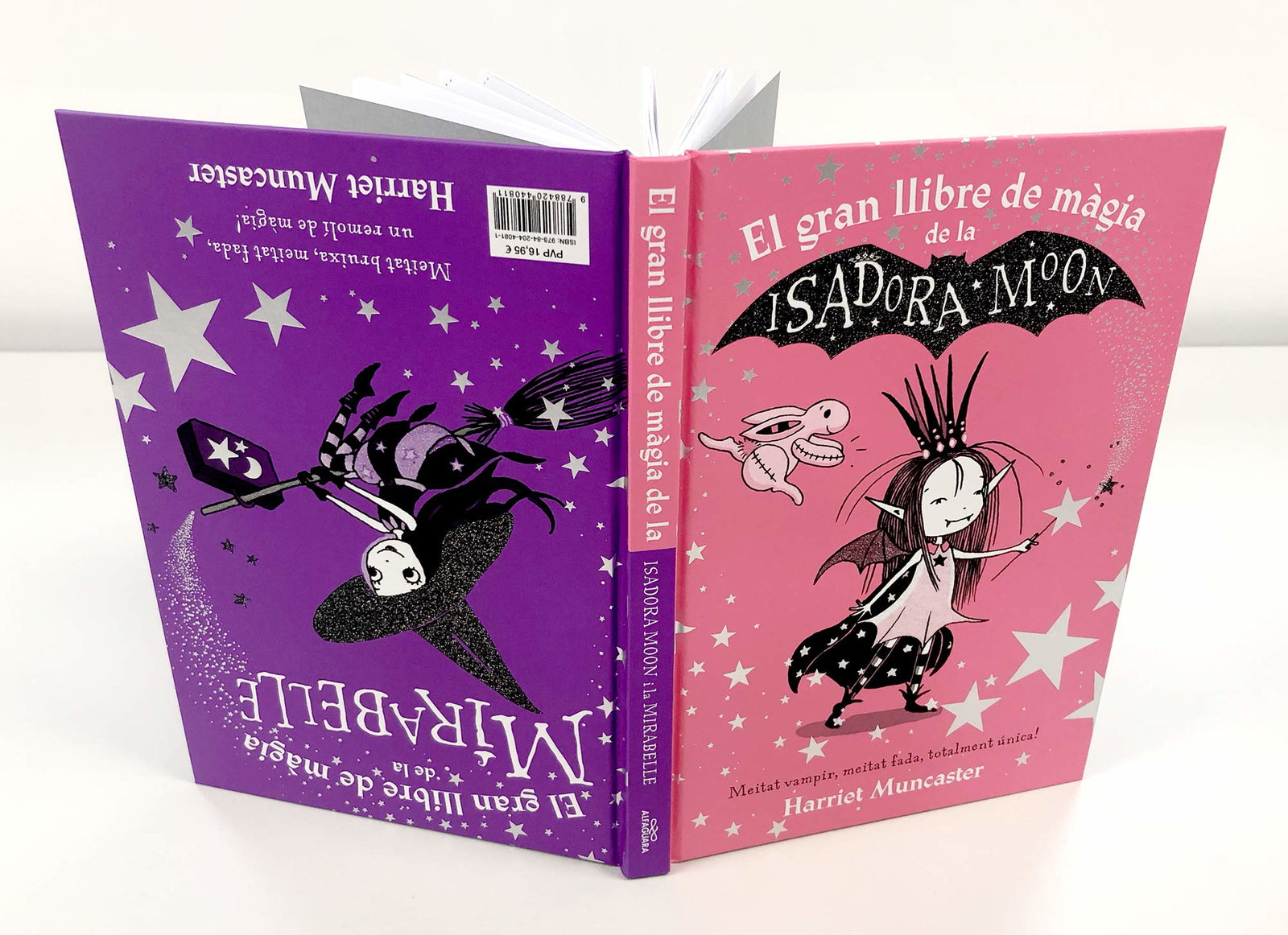 La Isadora Moon - El gran llibre de màgia de la Isadora i la Mirabelle (Harriet Muncaster)