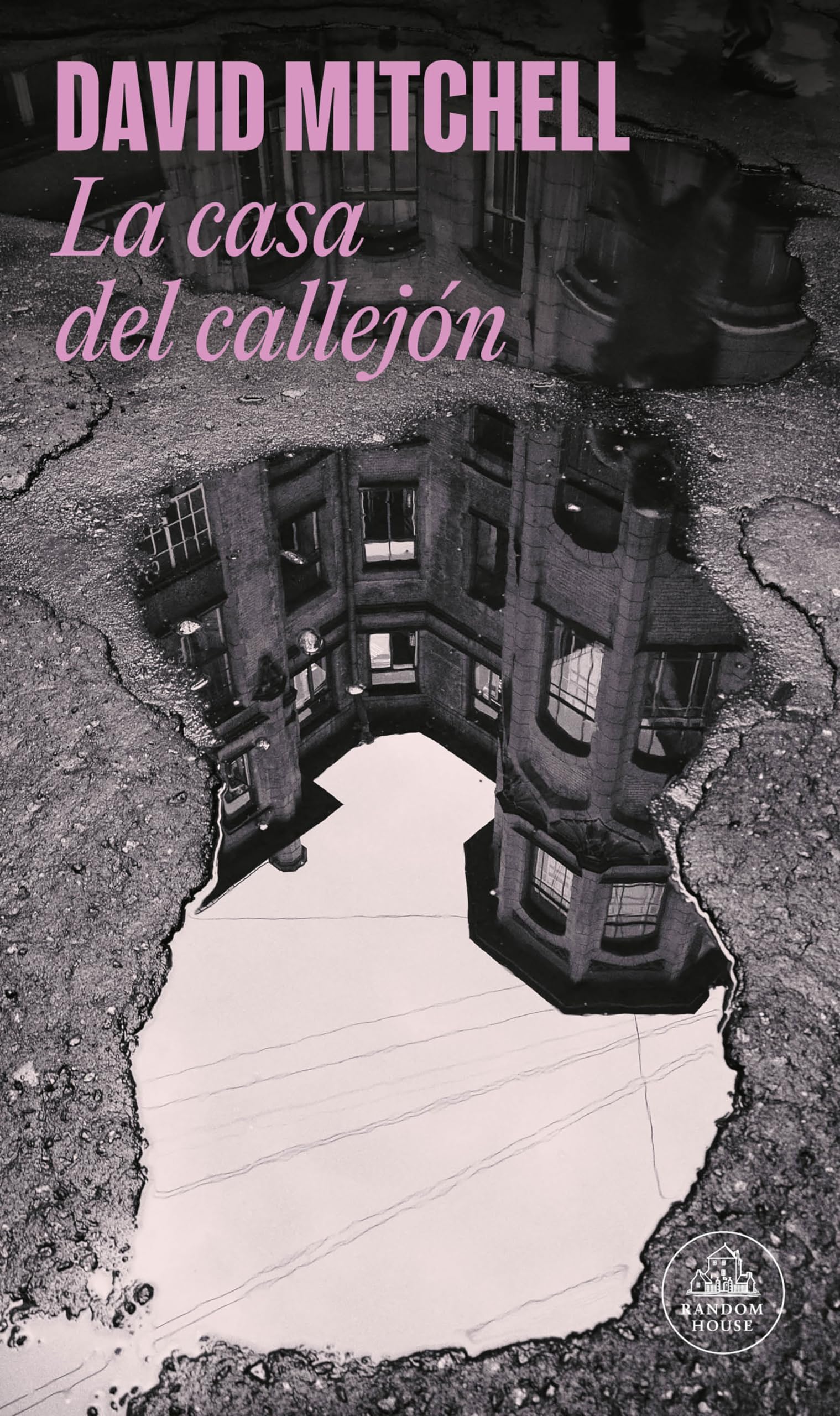 La casa del callejón (Random House)