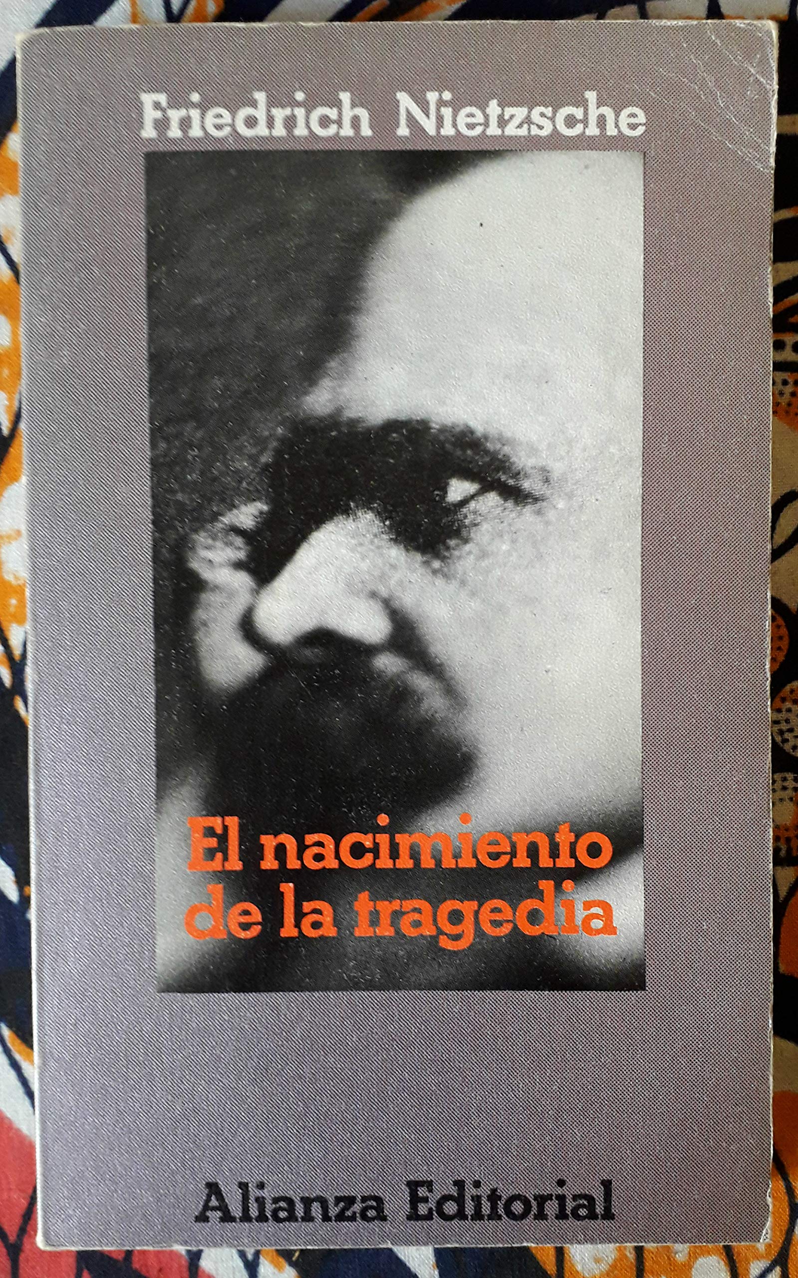 El nacimiento de la tragedia