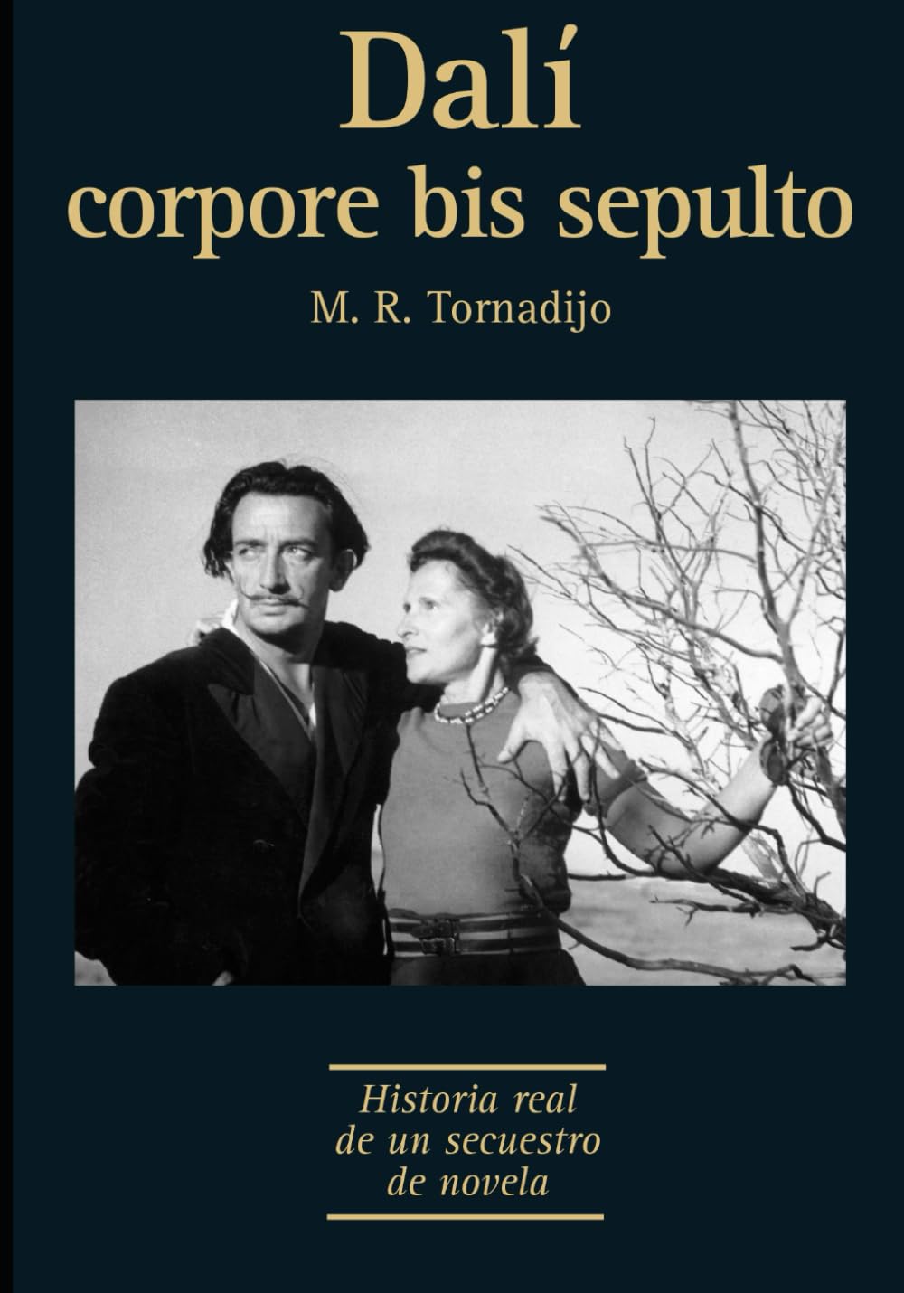 Dali corpore bis sepulto