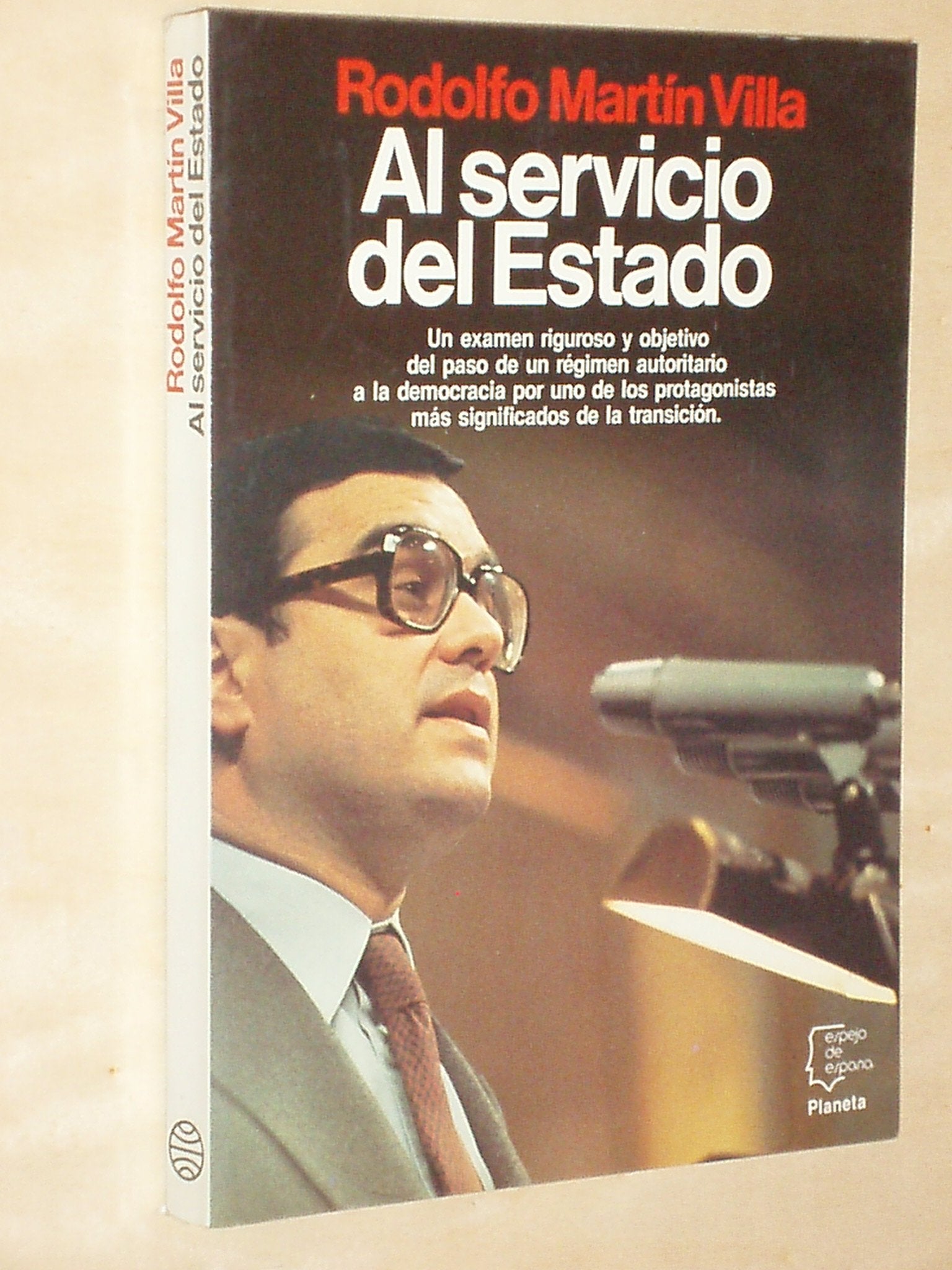 Al servicio del estado