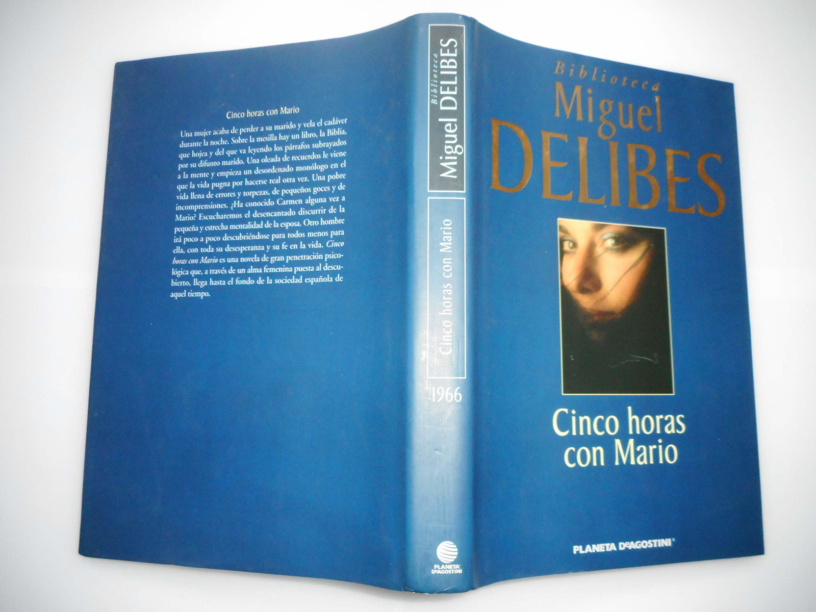 Cinco Horas Con Mario