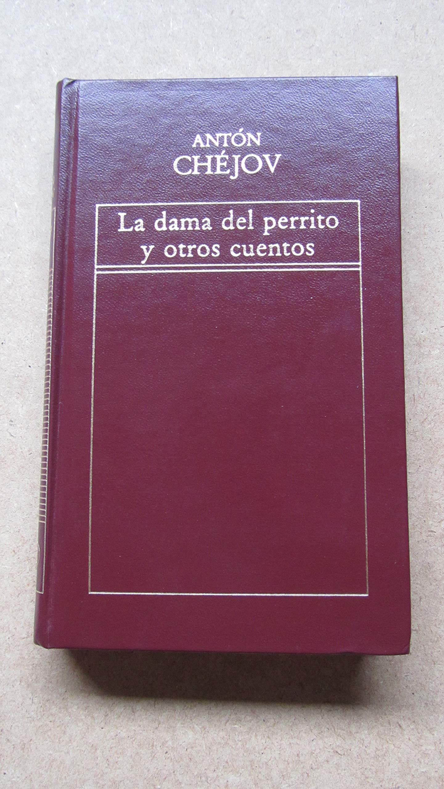 LA DAMA DEL PERRITO Y OTROS CUENTOS