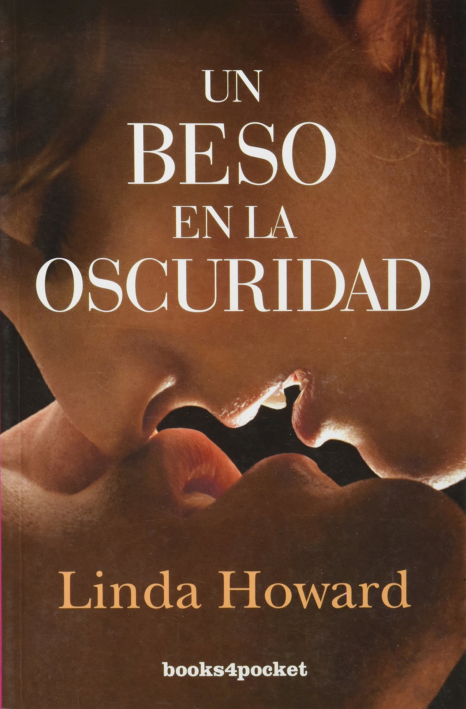 Un beso en la oscuridad: 213 (Books4pocket romántica)