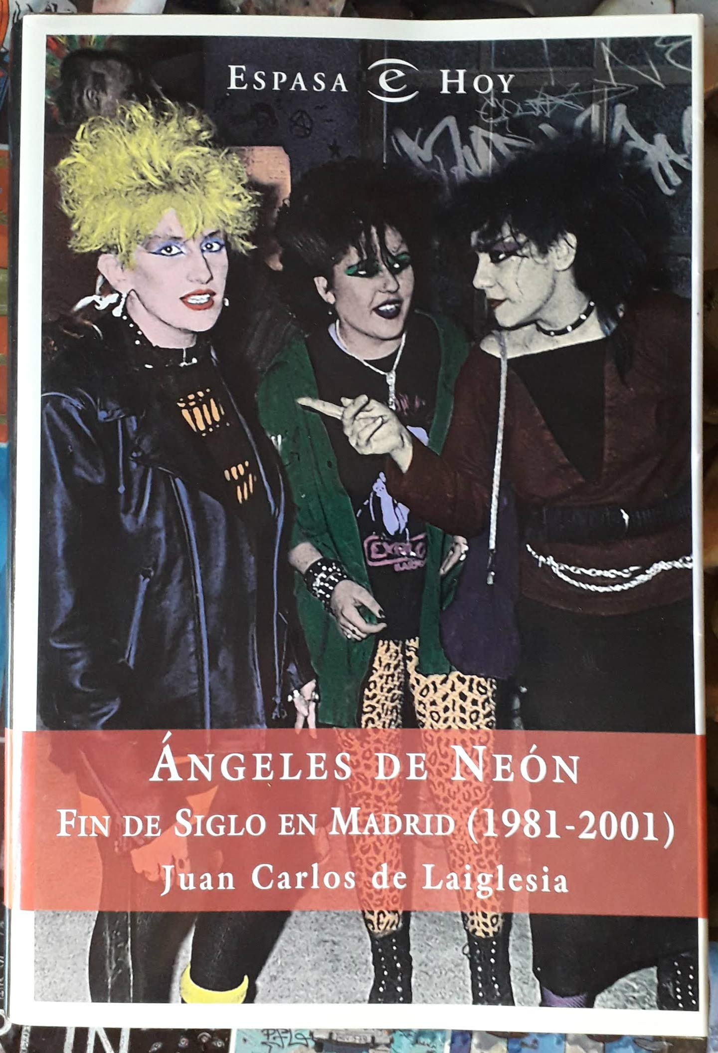 ANGELES DE NEON (SIN COLECCION)