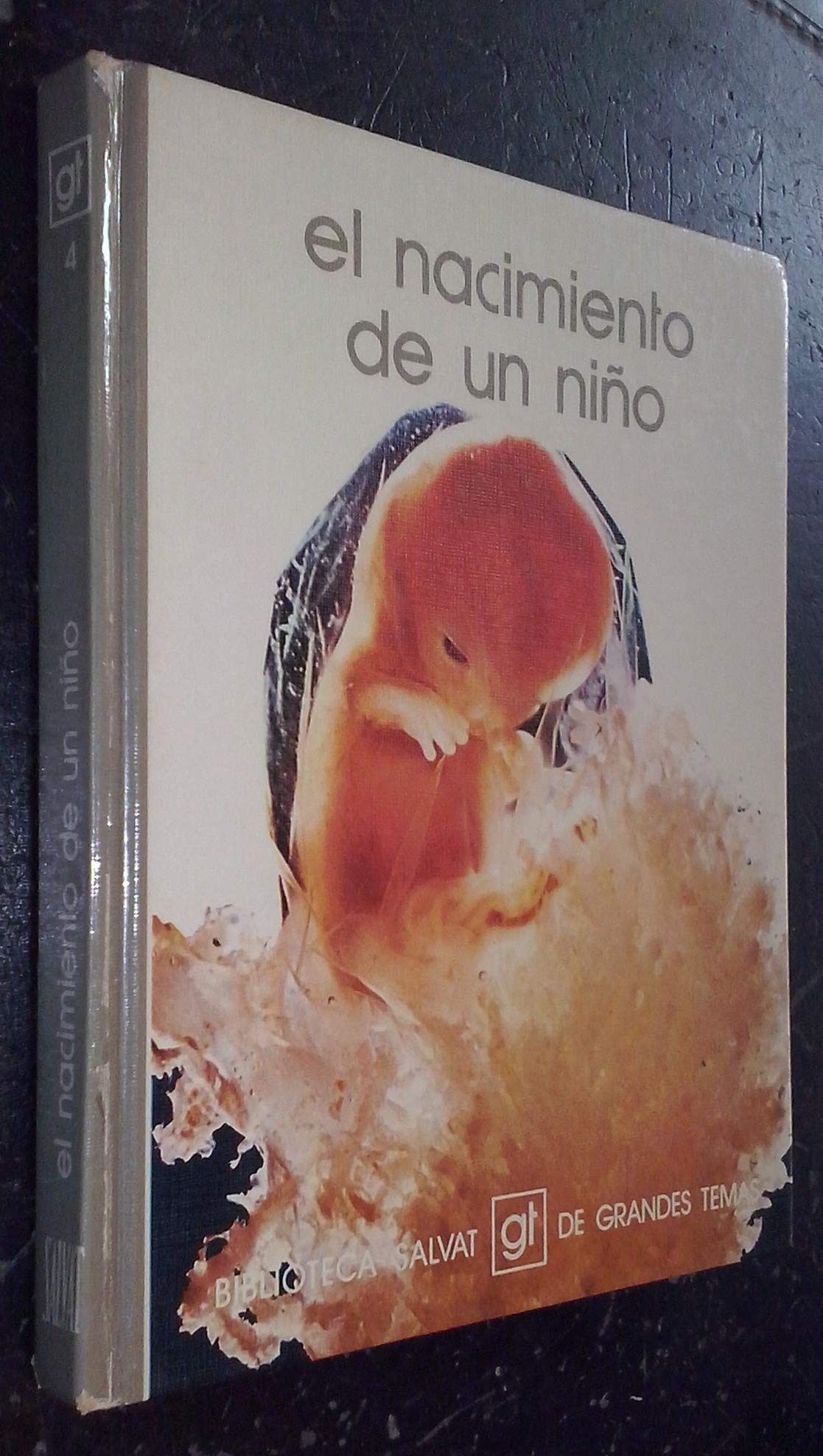 El Nacimiento De Un Niño