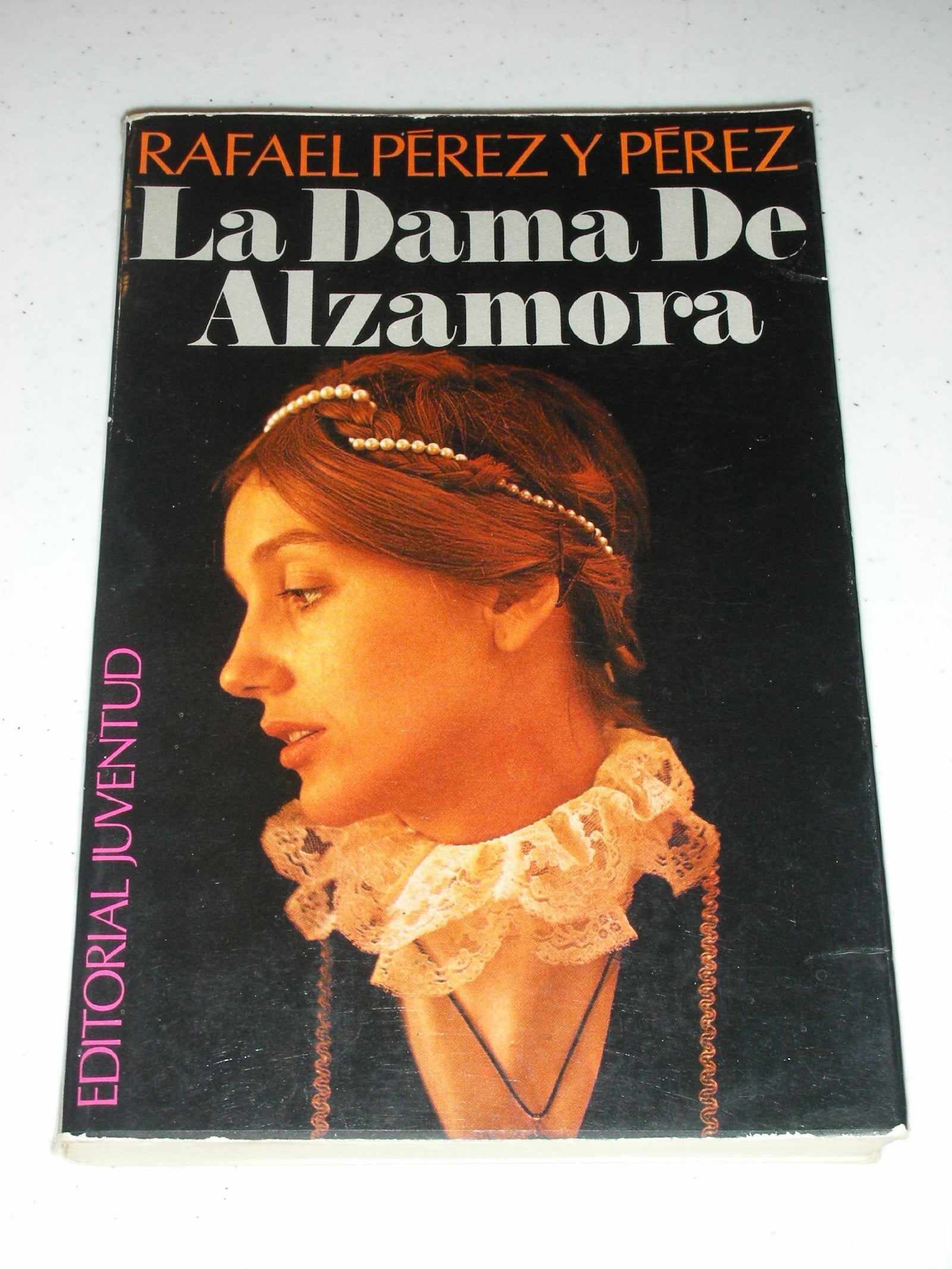 DAMA DE ALZAMORA,LA