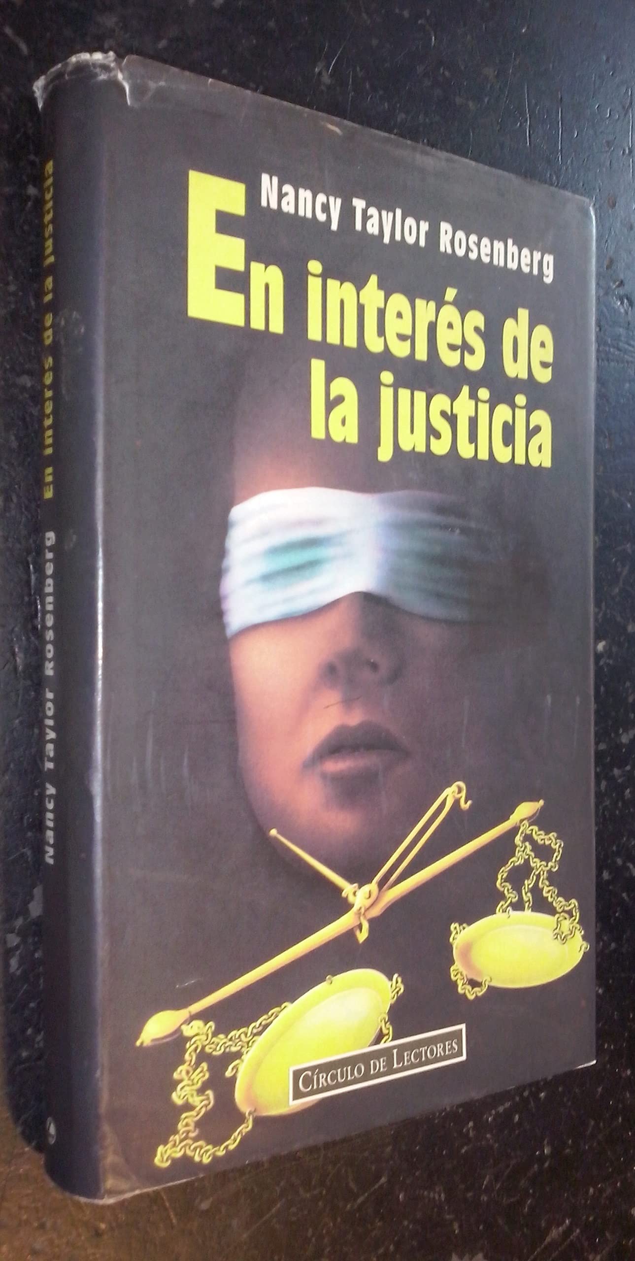 En Interes De La Justicia