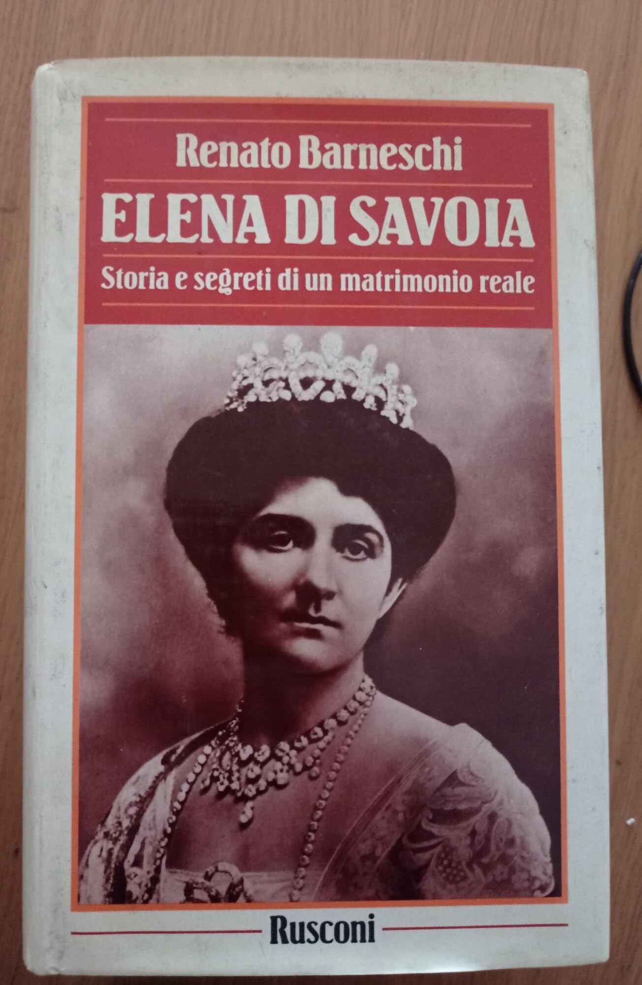 Elena di Savoia. Storia segreta di un matrimonio reale (Gente nel tempo)