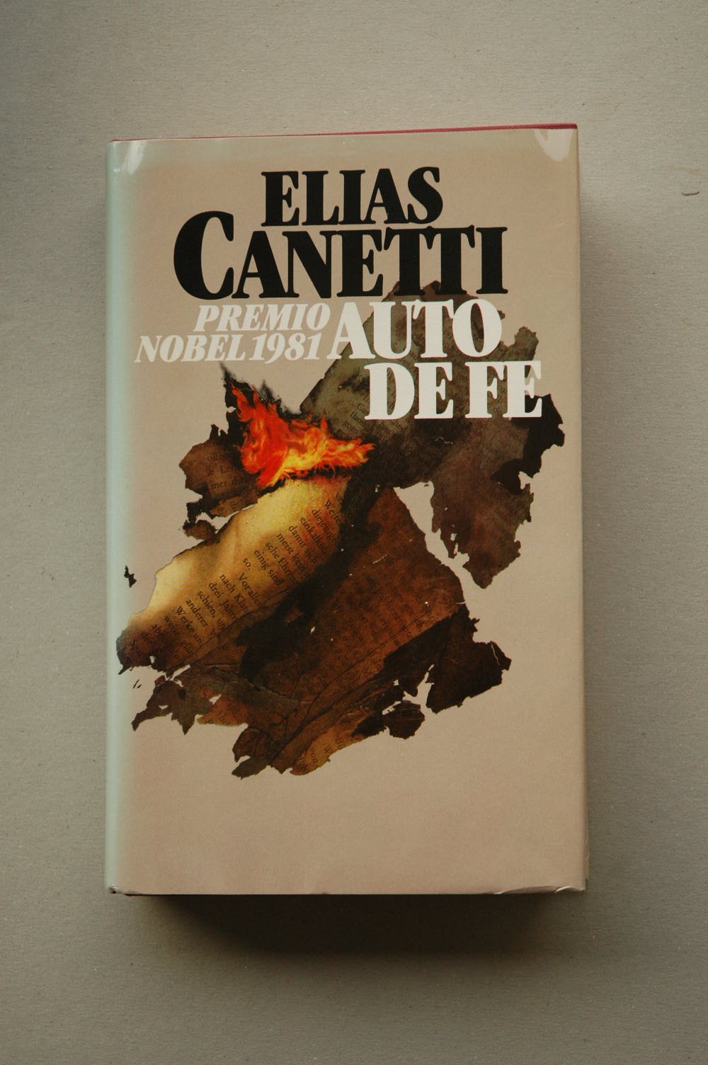 Auto de fe / Elias Canett